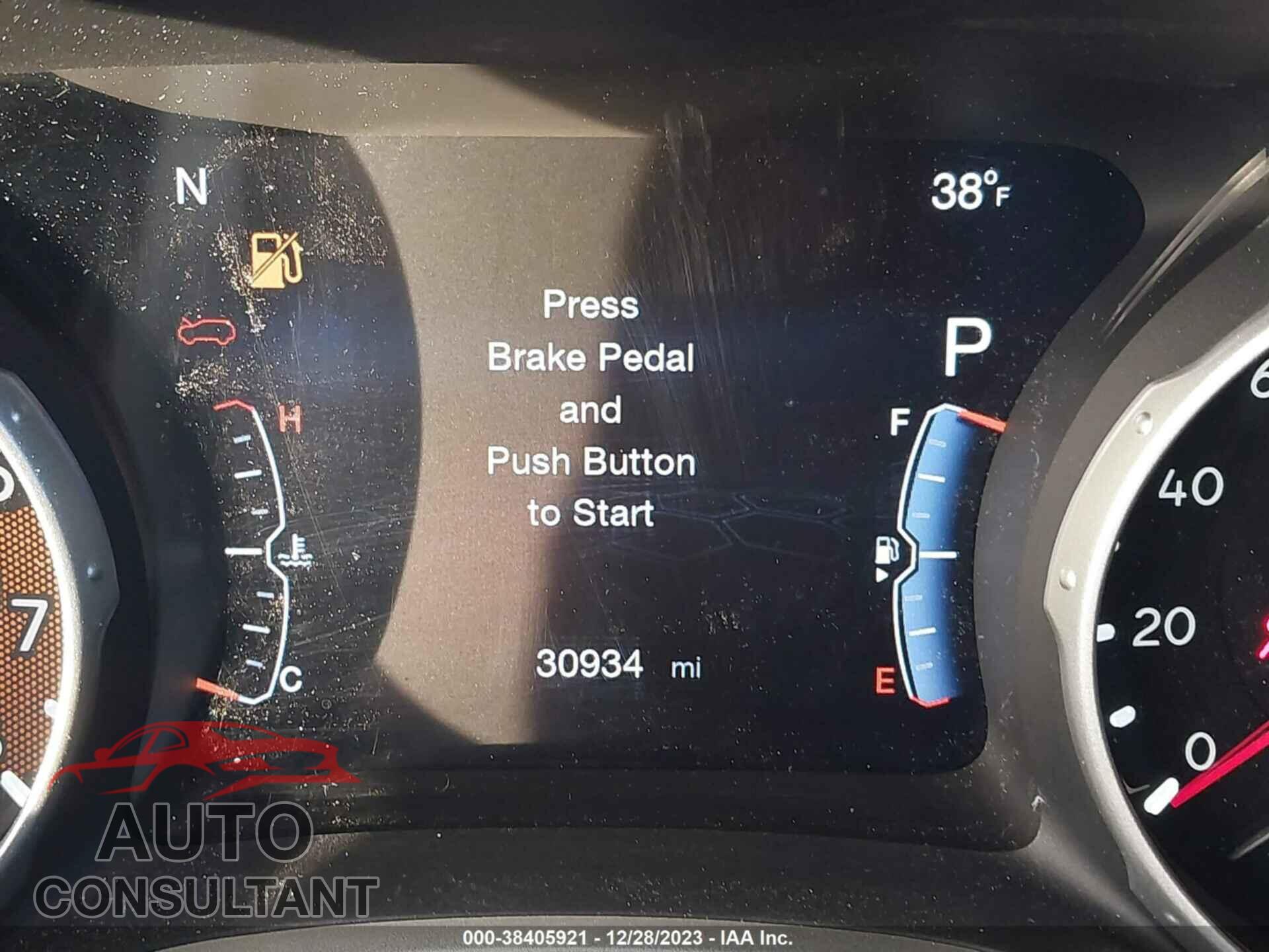 JEEP COMPASS 2018 - 3C4NJDBB6JT111925