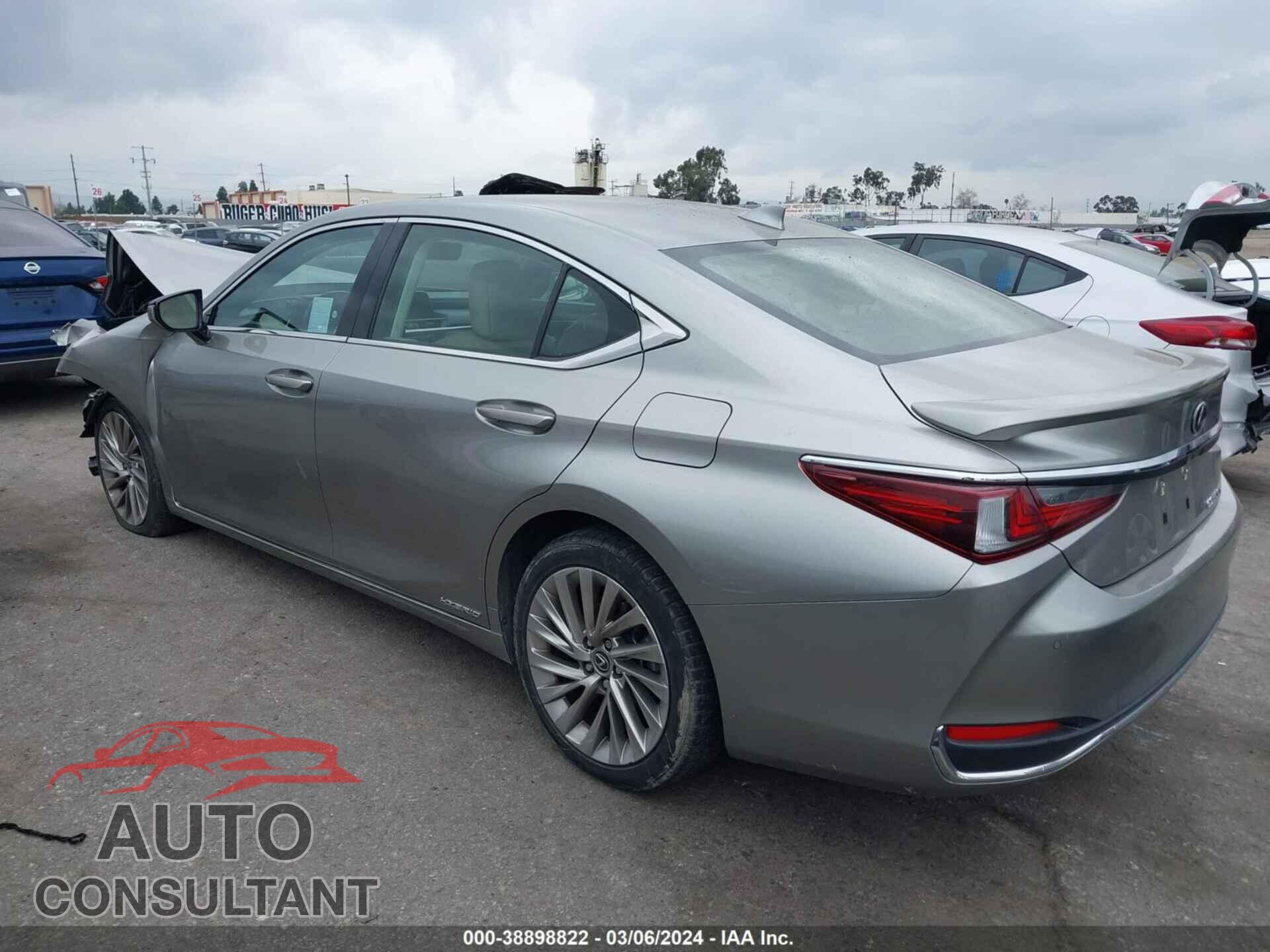 LEXUS ES 2019 - JTHB21B10K2027297