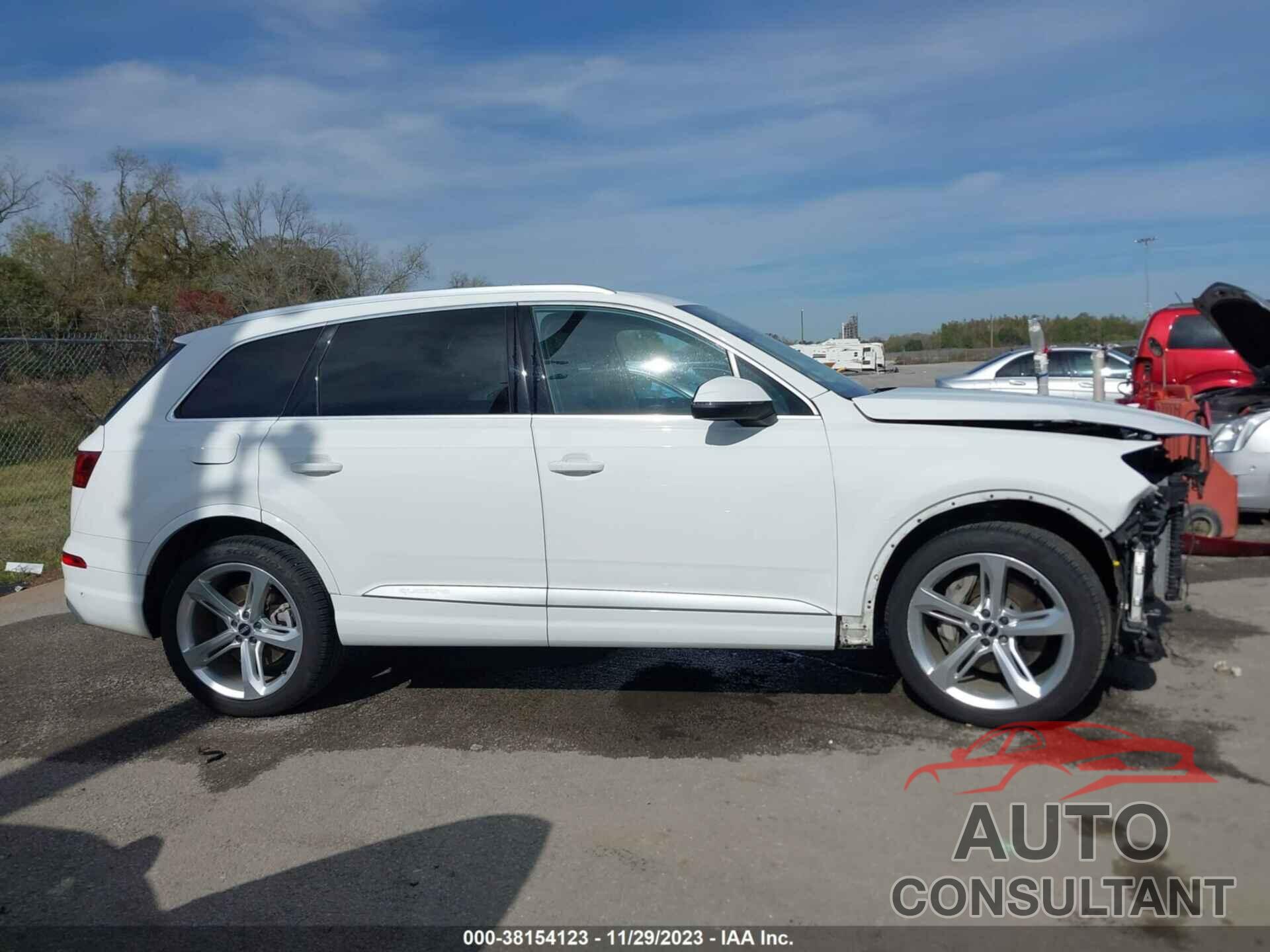 AUDI Q7 2019 - WA1VAAF70KD018050