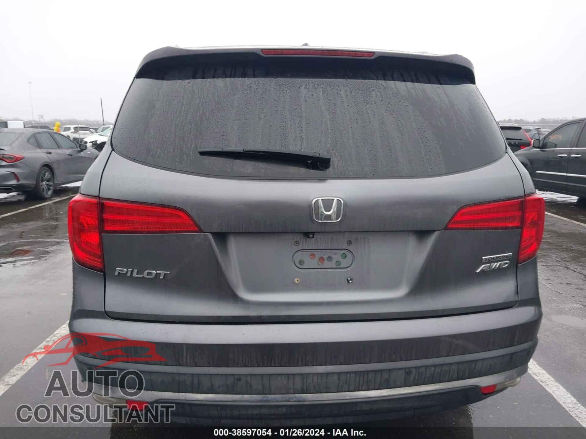 HONDA PILOT 2016 - 5FNYF6H99GB016104