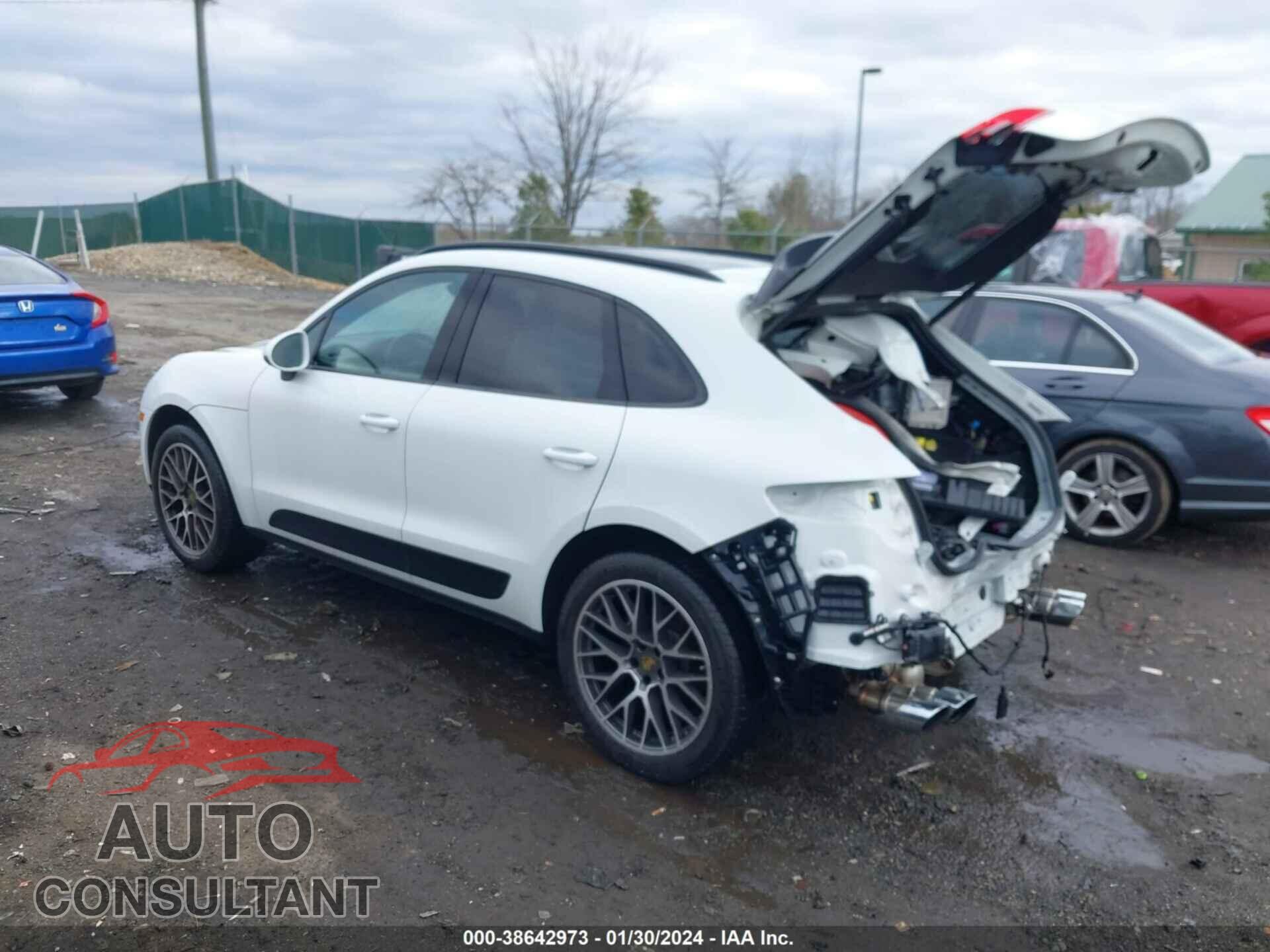 PORSCHE MACAN 2018 - WP1AA2A59JLB18649