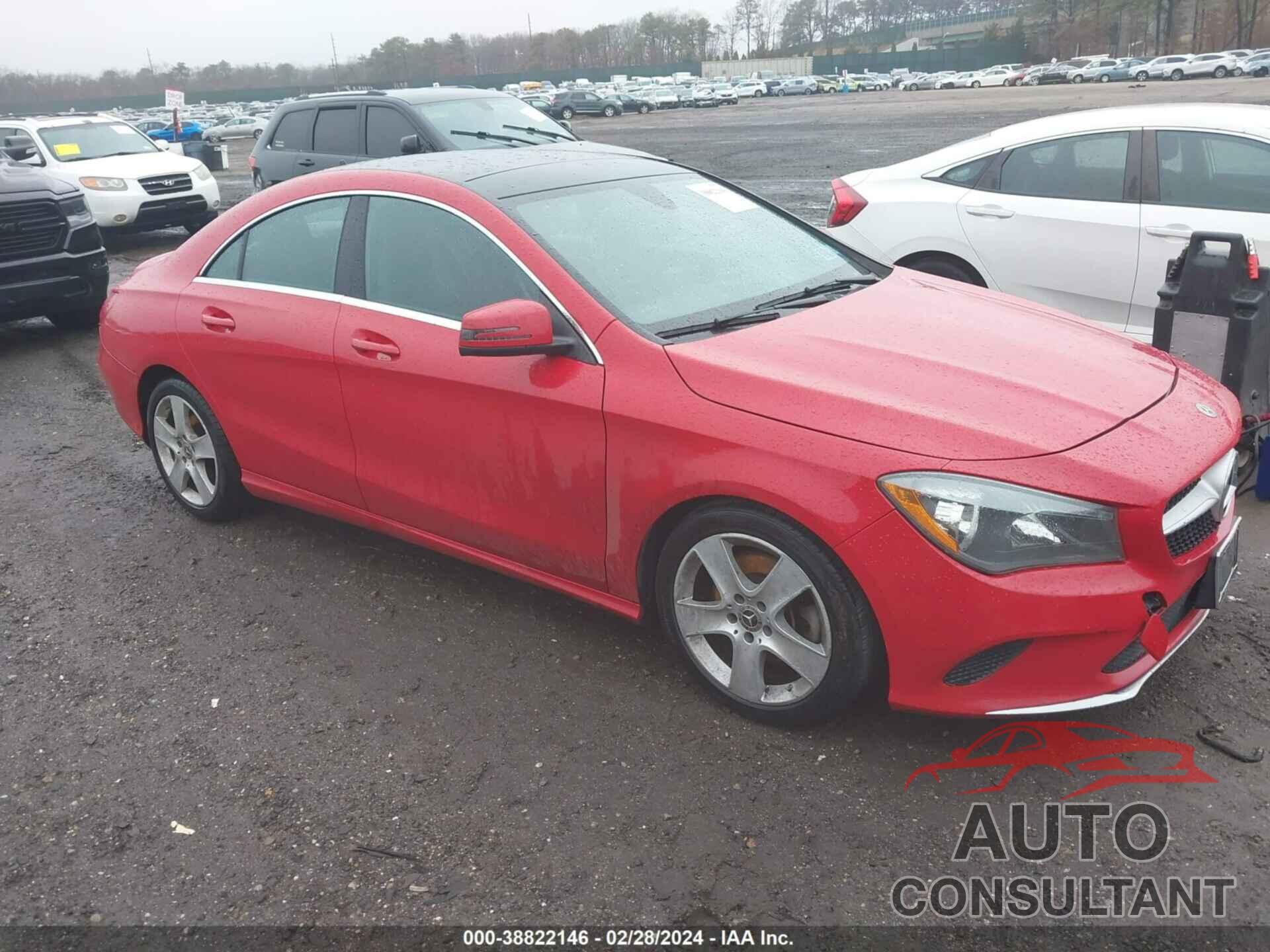 MERCEDES-BENZ CLA 250 2018 - WDDSJ4GB6JN585892
