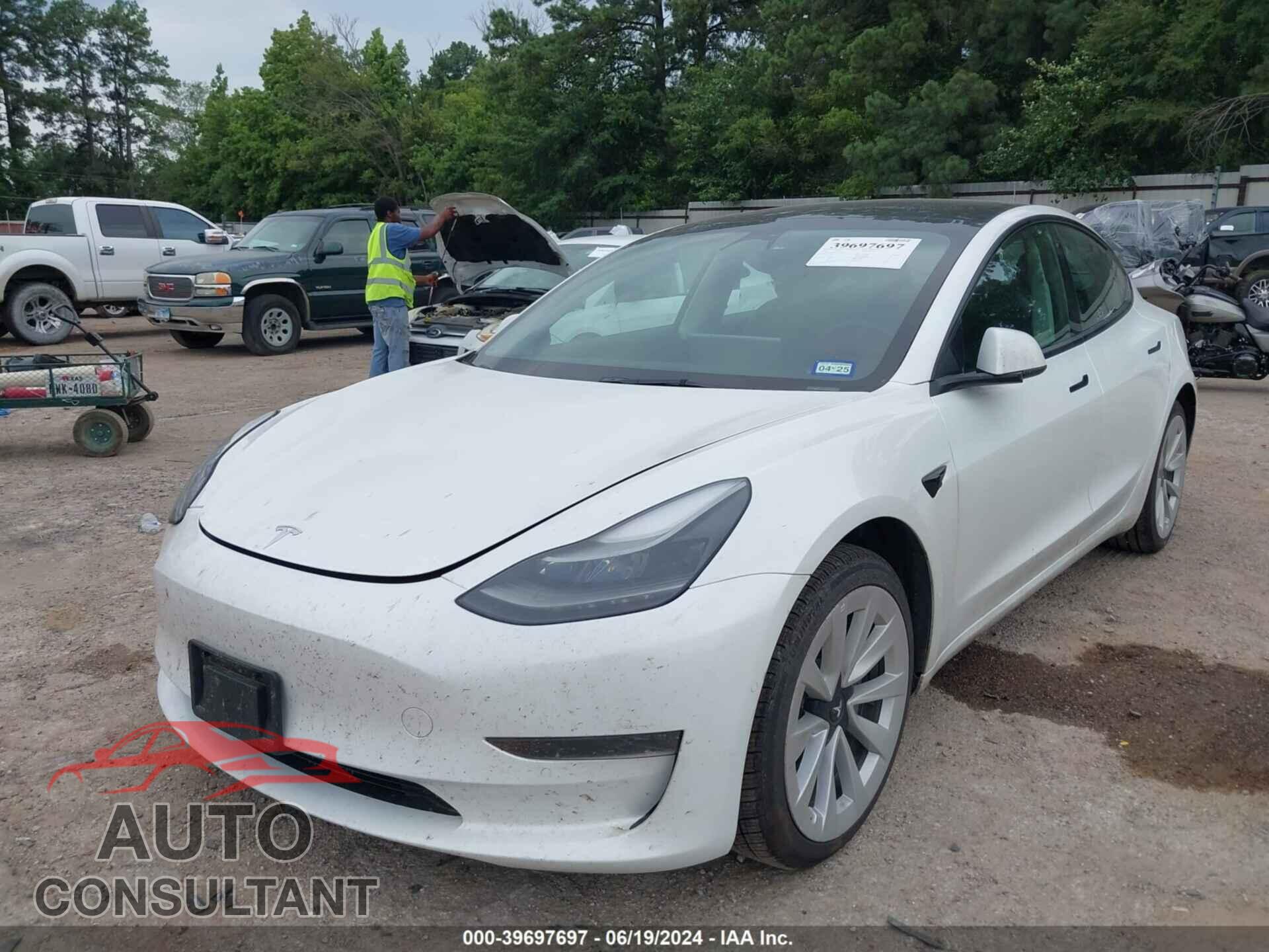 TESLA MODEL 3 2022 - 5YJ3E1EA9NF187799