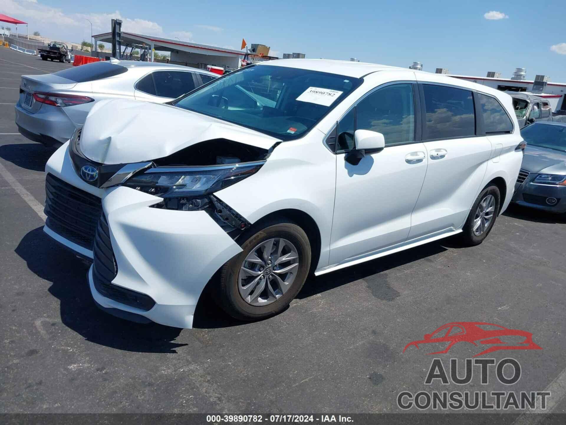 TOYOTA SIENNA 2022 - 5TDKRKEC7NS118743