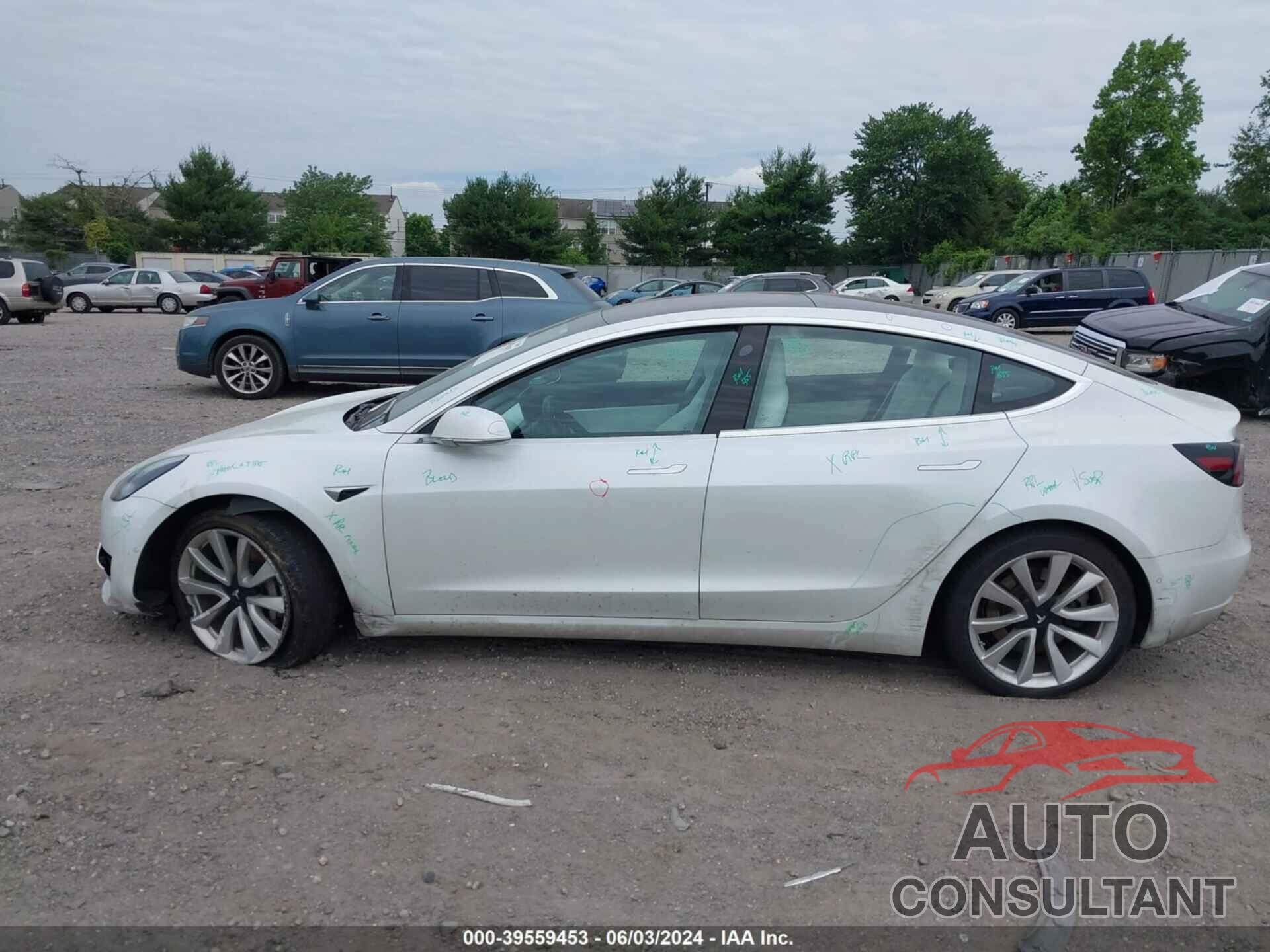 TESLA MODEL 3 2018 - 5YJ3E1EB6JF135663