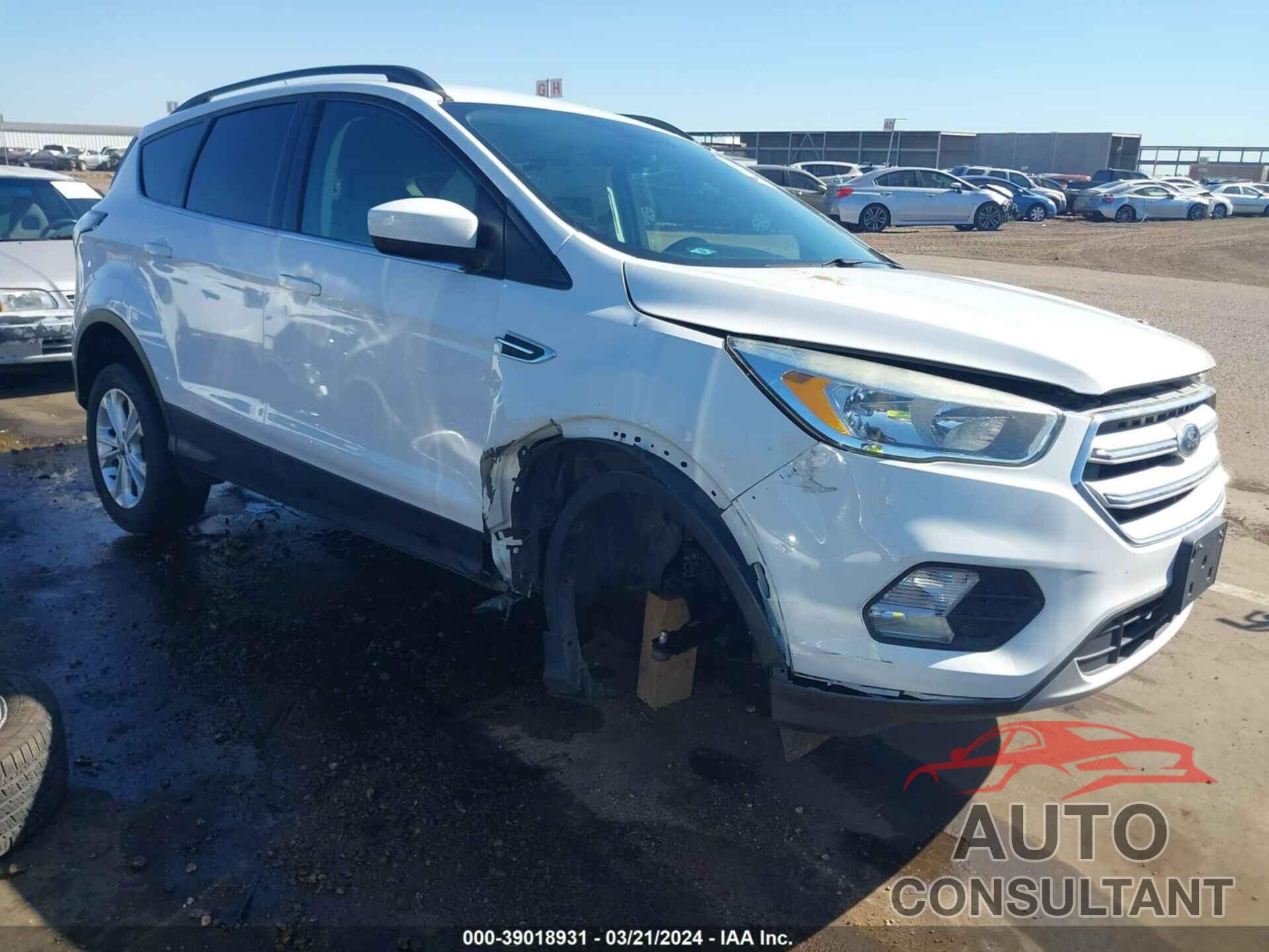 FORD ESCAPE 2018 - 1FMCU0GD9JUA35698