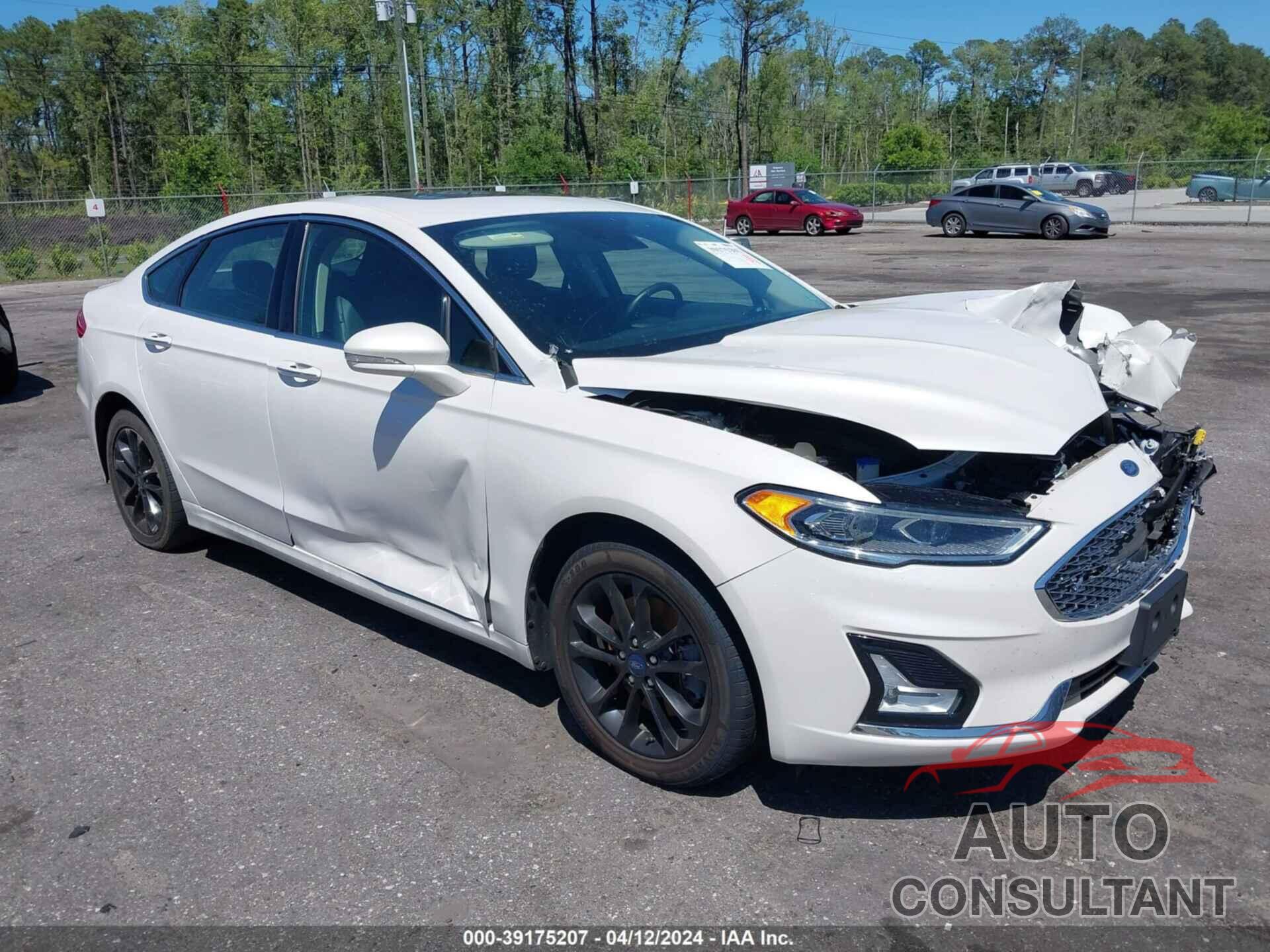 FORD FUSION ENERGI 2019 - 3FA6P0SU8KR223322