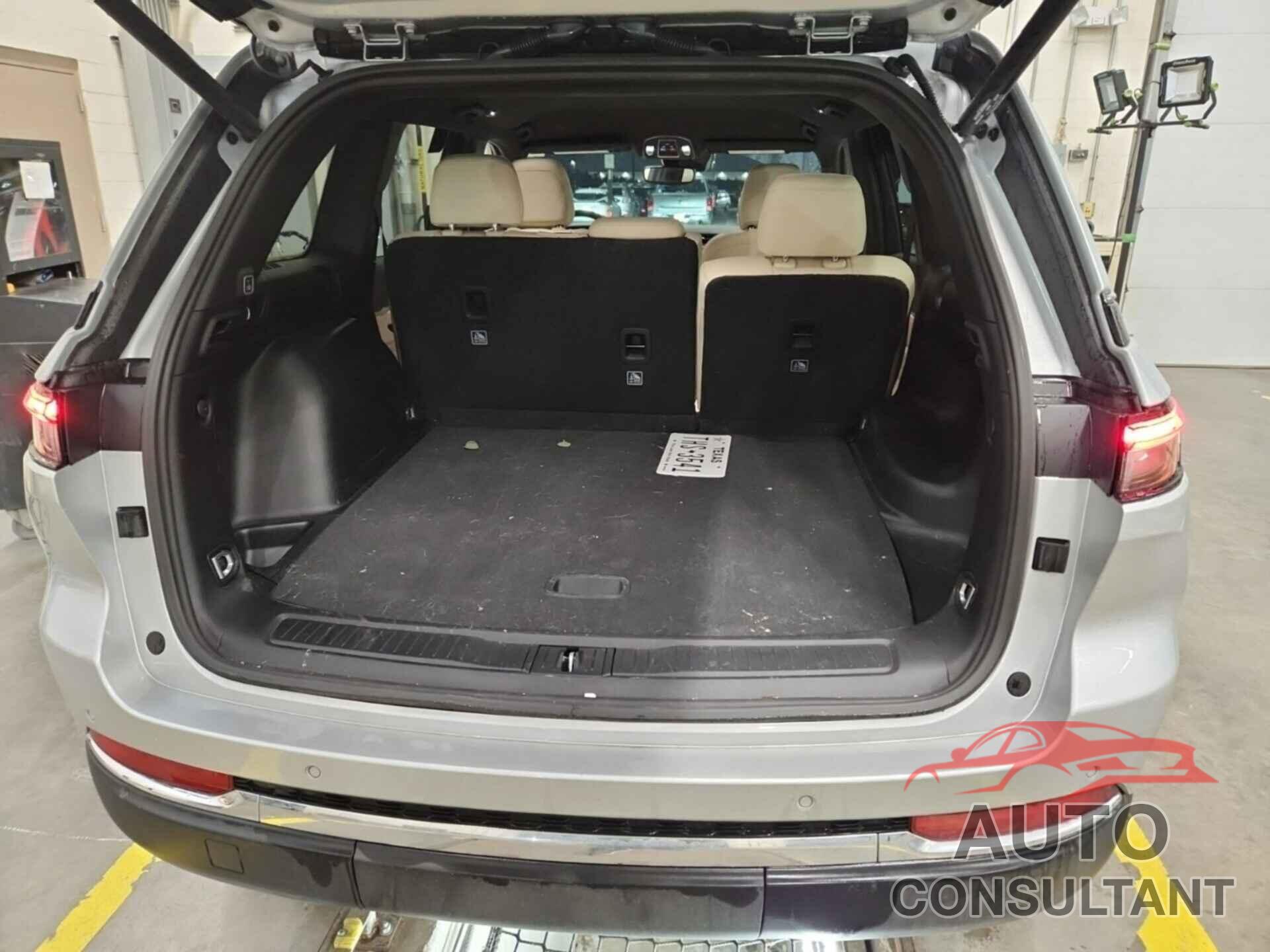 JEEP GRAND CHEROKEE 2023 - 1C4RJHBG5PC606612