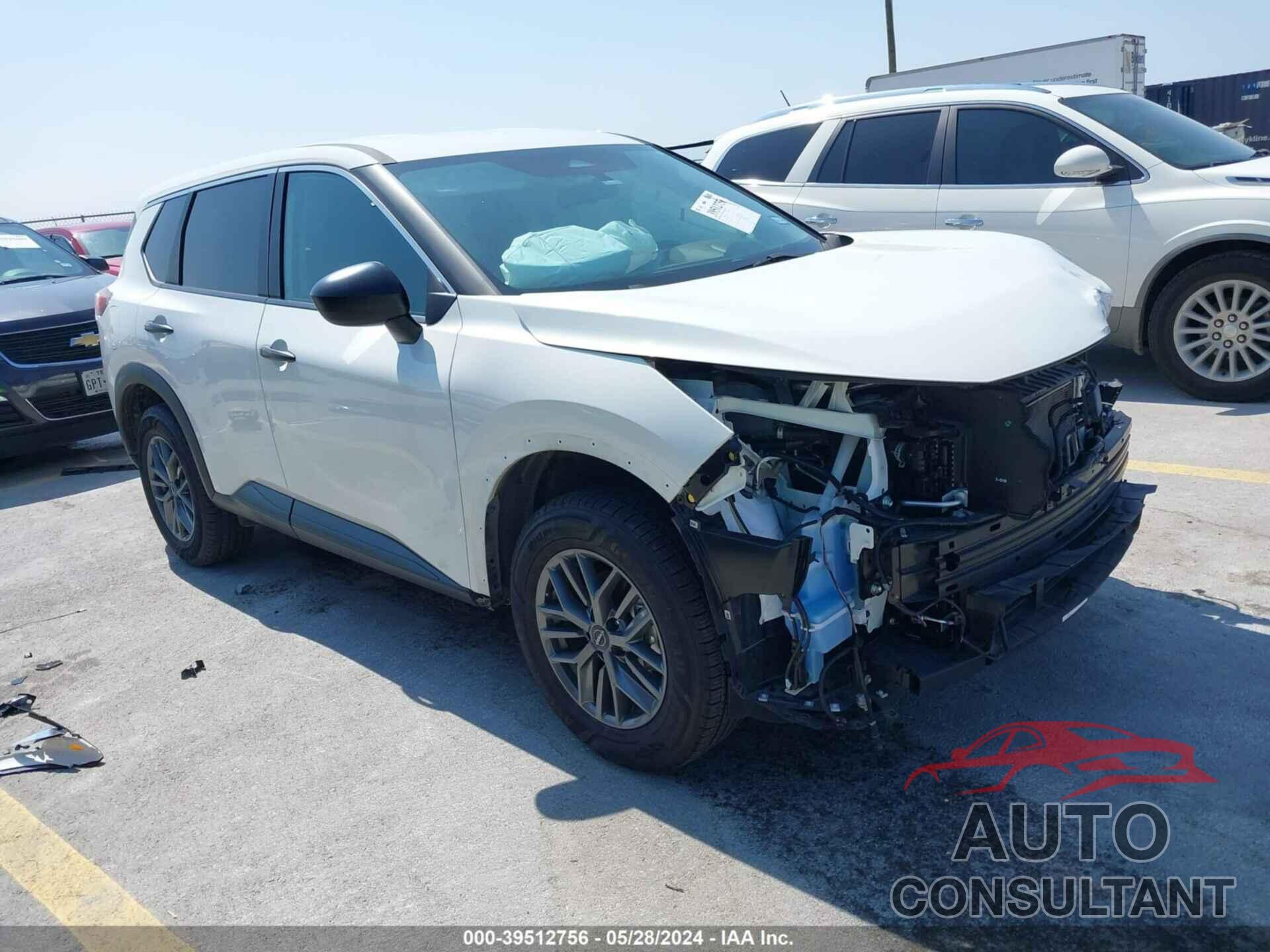 NISSAN ROGUE 2022 - 5N1BT3AA5NC704172