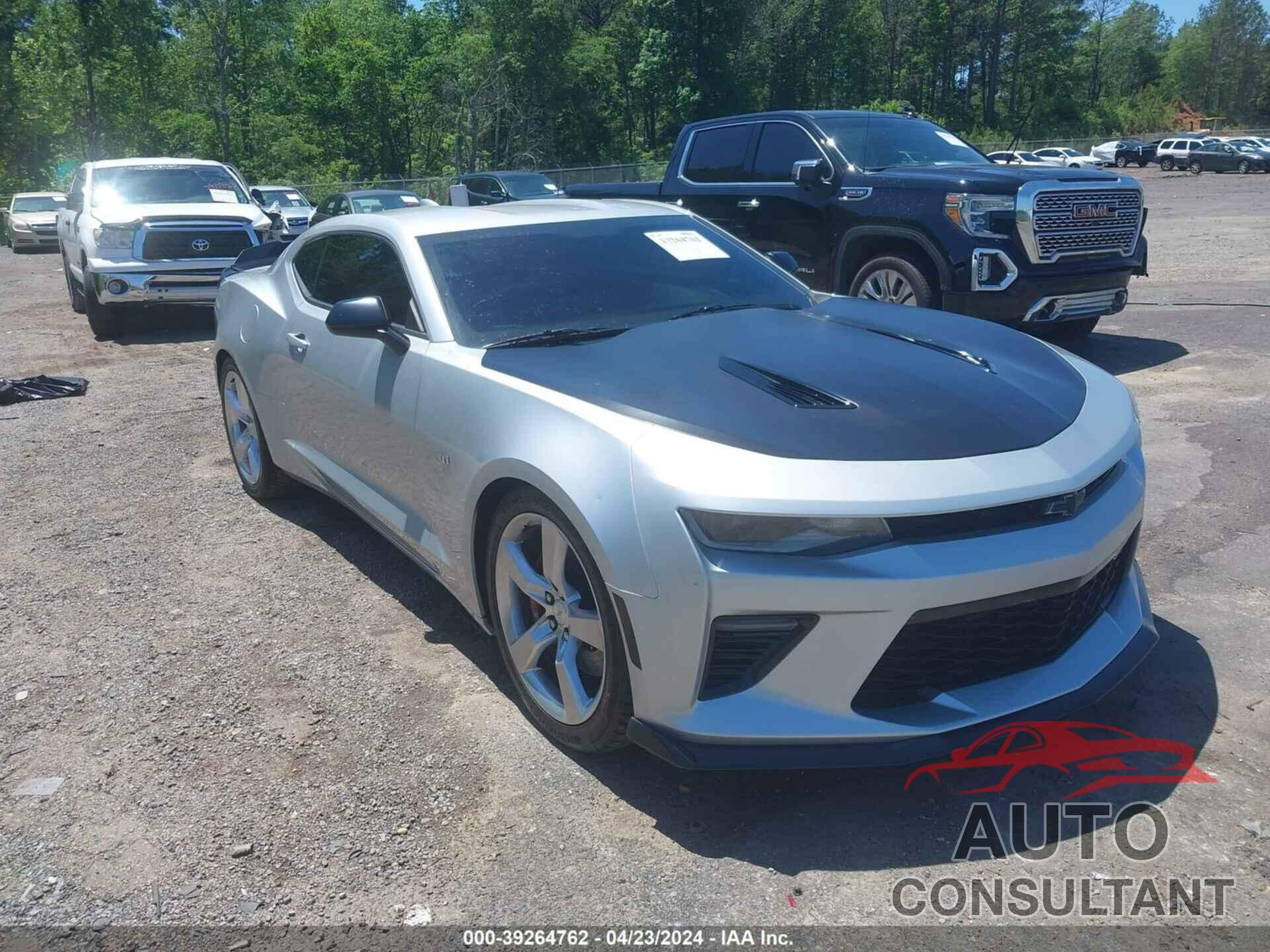 CHEVROLET CAMARO 2017 - 1G1FE1R72H0164050