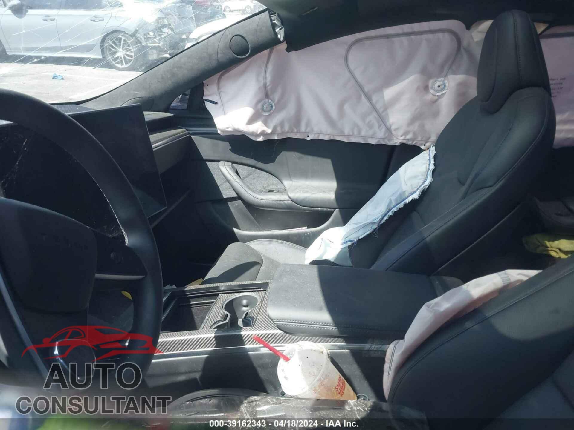 TESLA MODEL S 2023 - 5YJSA1E6XPF524602