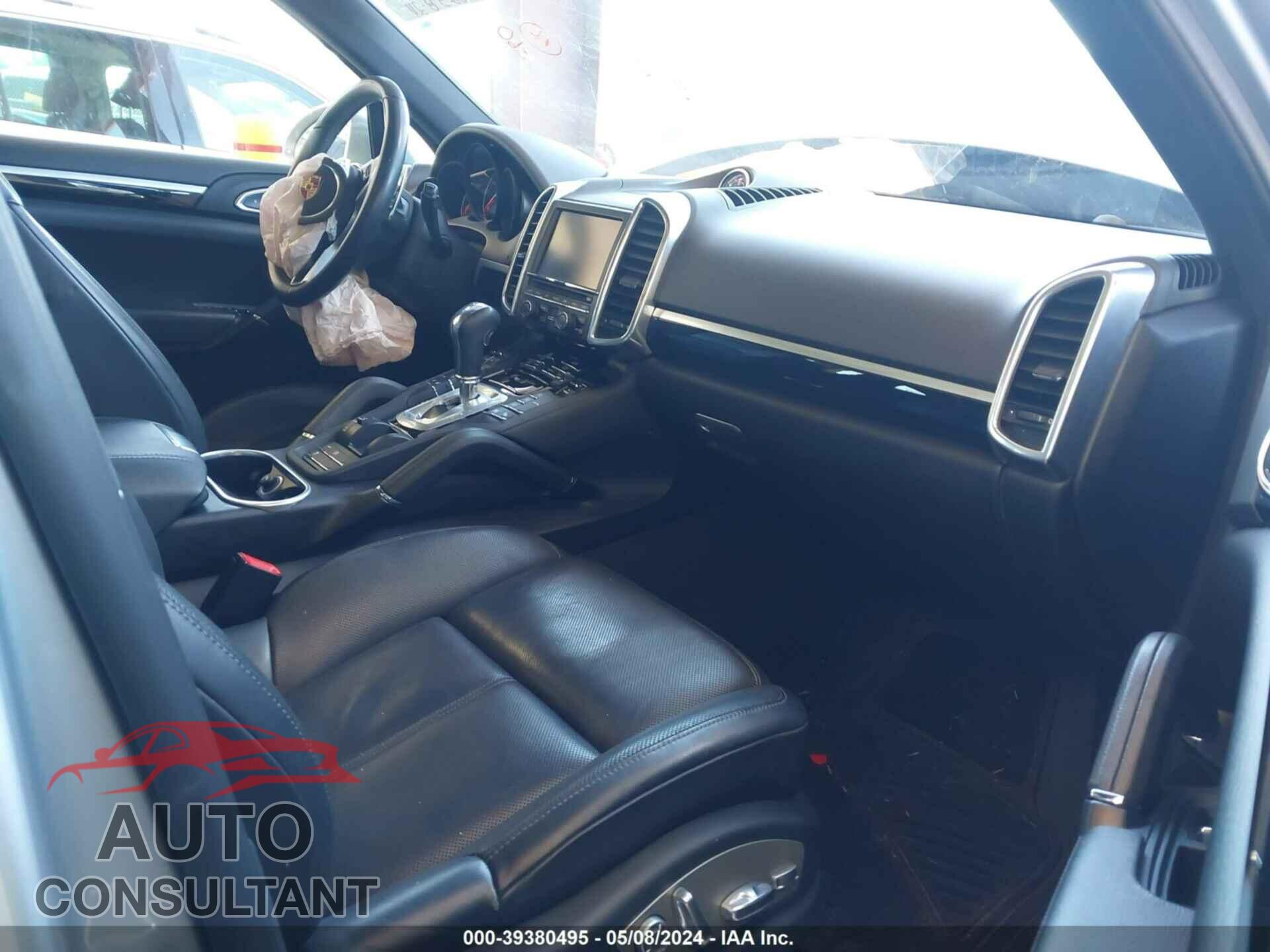 PORSCHE CAYENNE 2016 - WP1AA2A29GLA04228