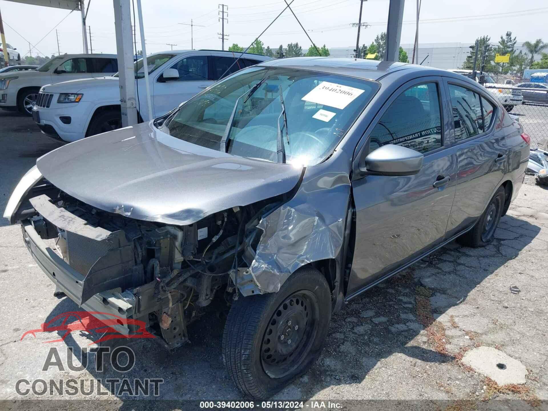 NISSAN VERSA 2017 - 3N1CN7AP3HL820478