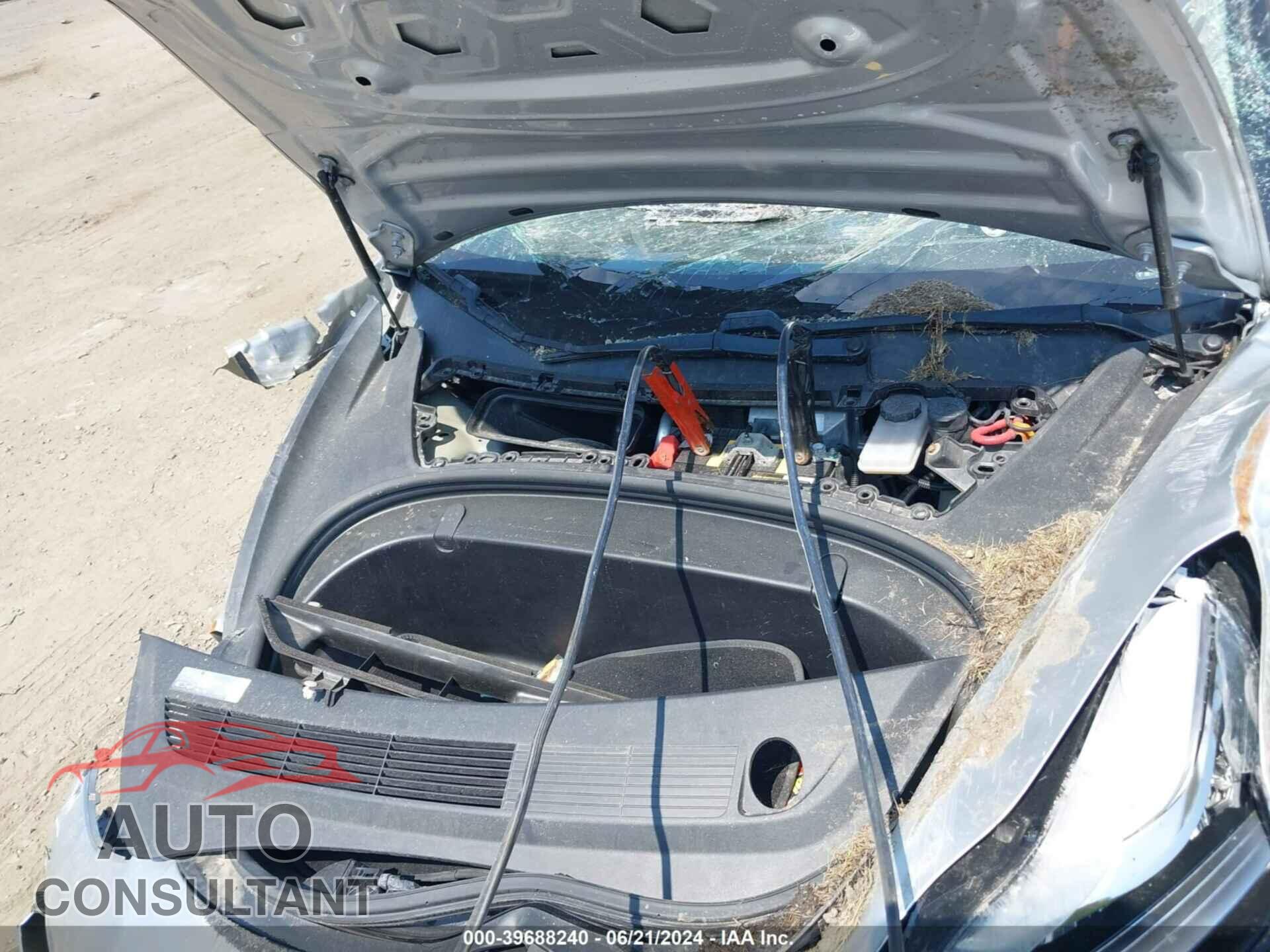 TESLA MODEL 3 2018 - 5YJ3E1EA0JF039096