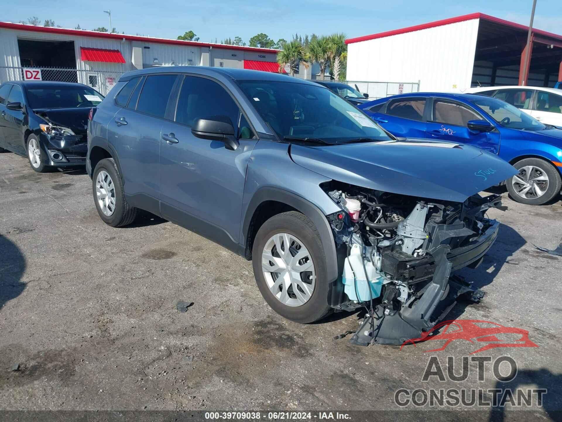 TOYOTA COROLLA CROSS 2023 - 7MUAAAAG1PV058005
