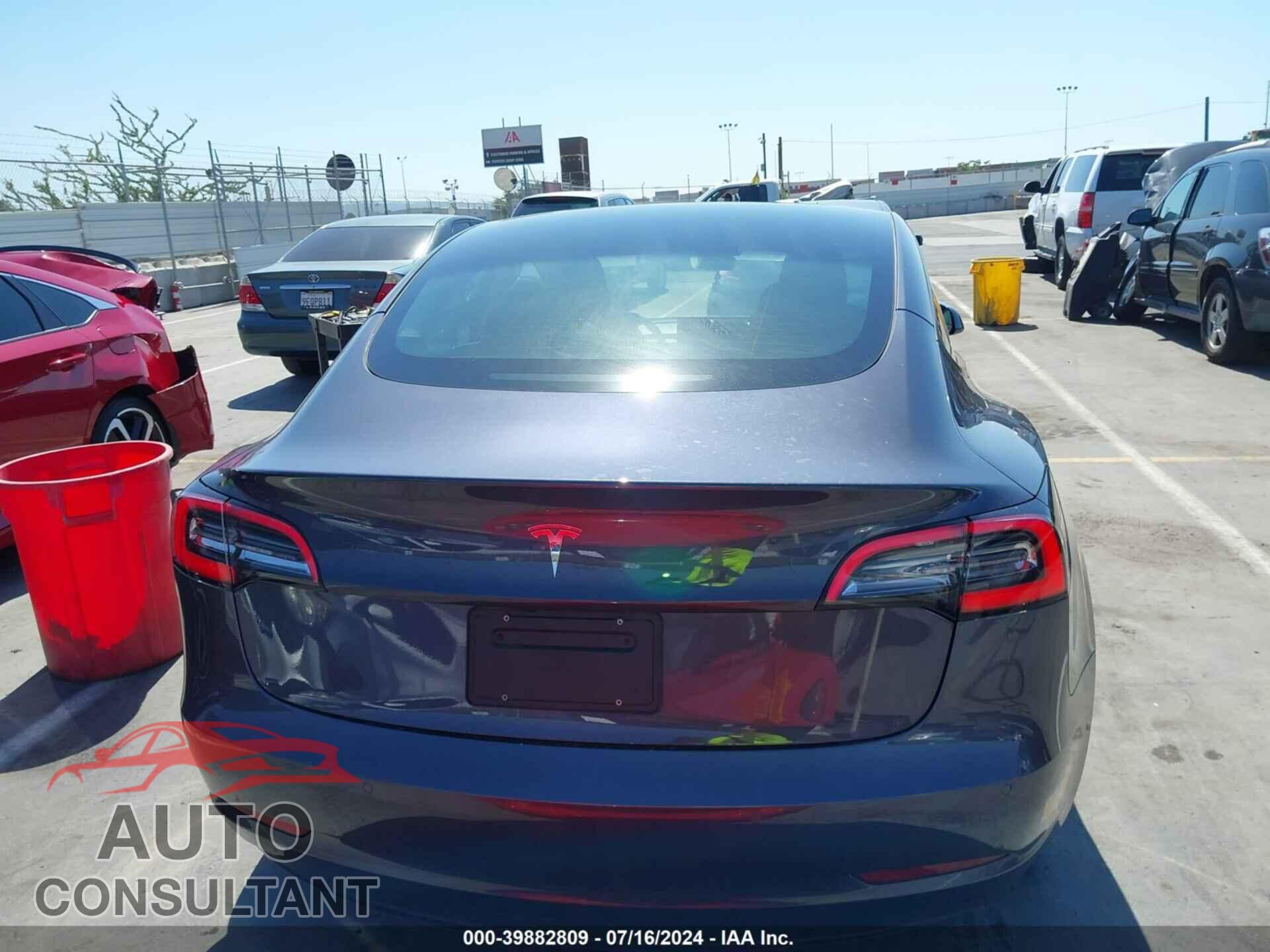 TESLA MODEL 3 2022 - 5YJ3E1EA5NF337570