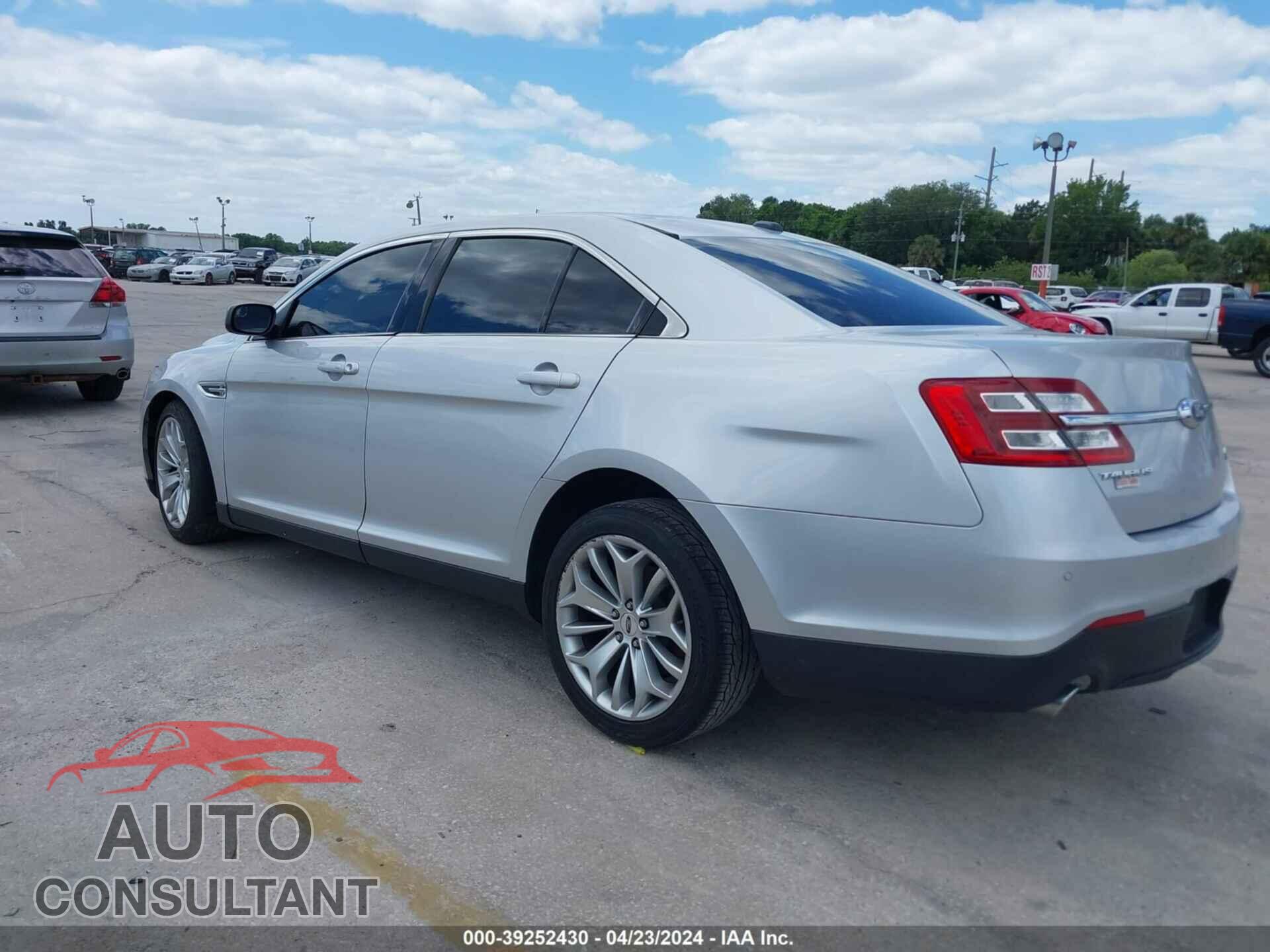 FORD TAURUS 2016 - 1FAHP2F82GG132644