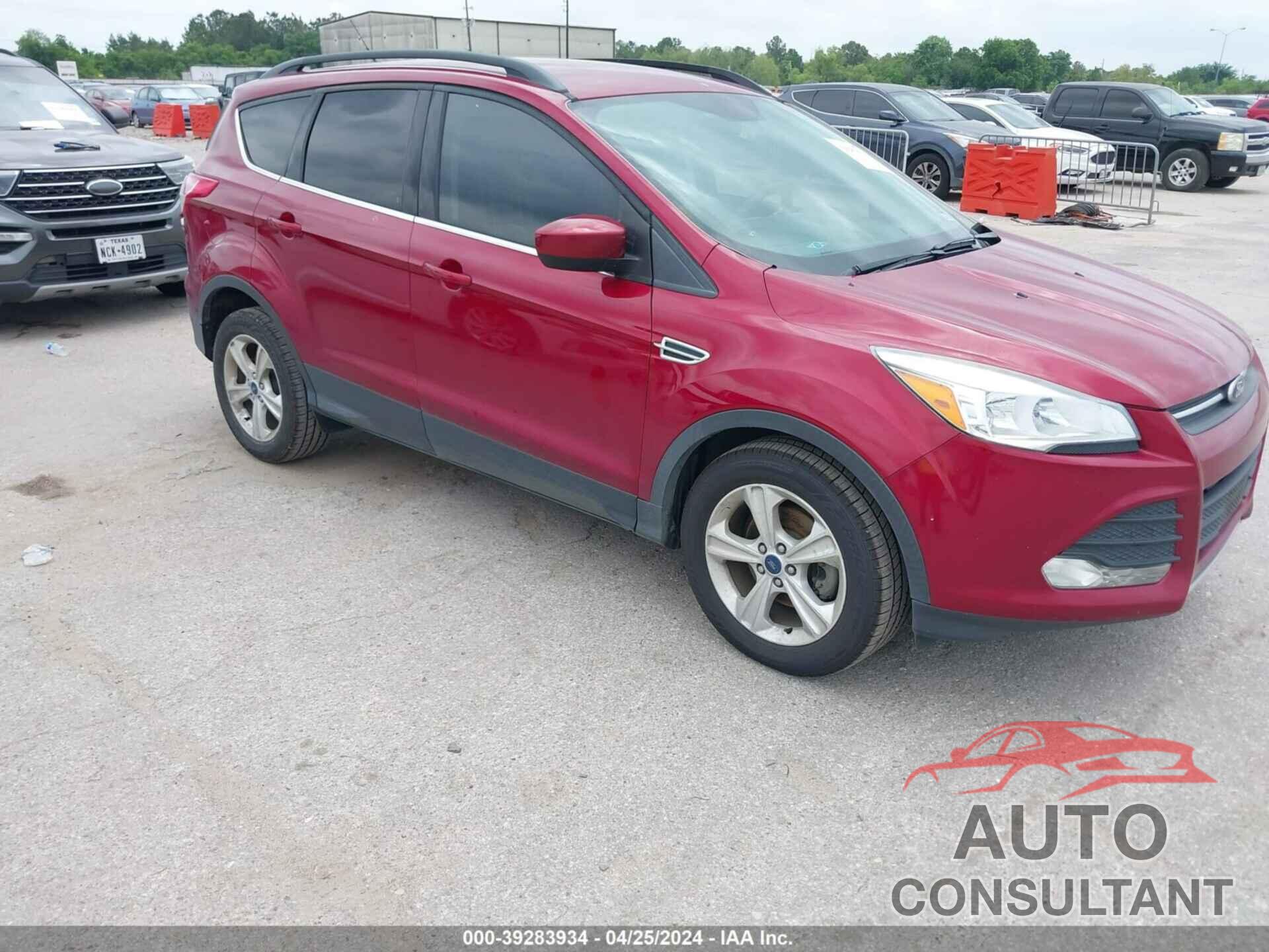 FORD ESCAPE 2016 - 1FMCU0GX3GUB58092