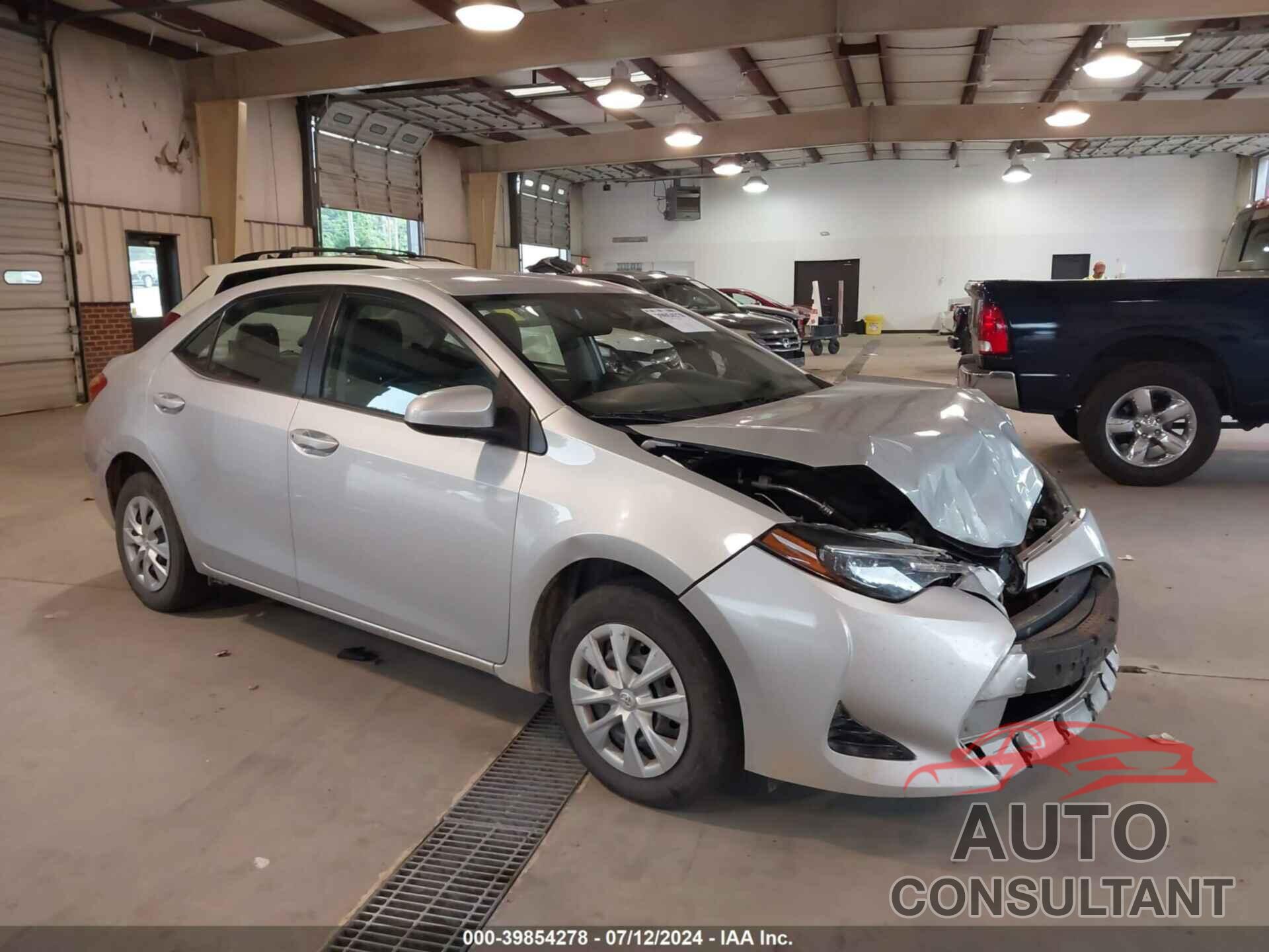 TOYOTA COROLLA 2017 - 2T1BURHE6HC957610