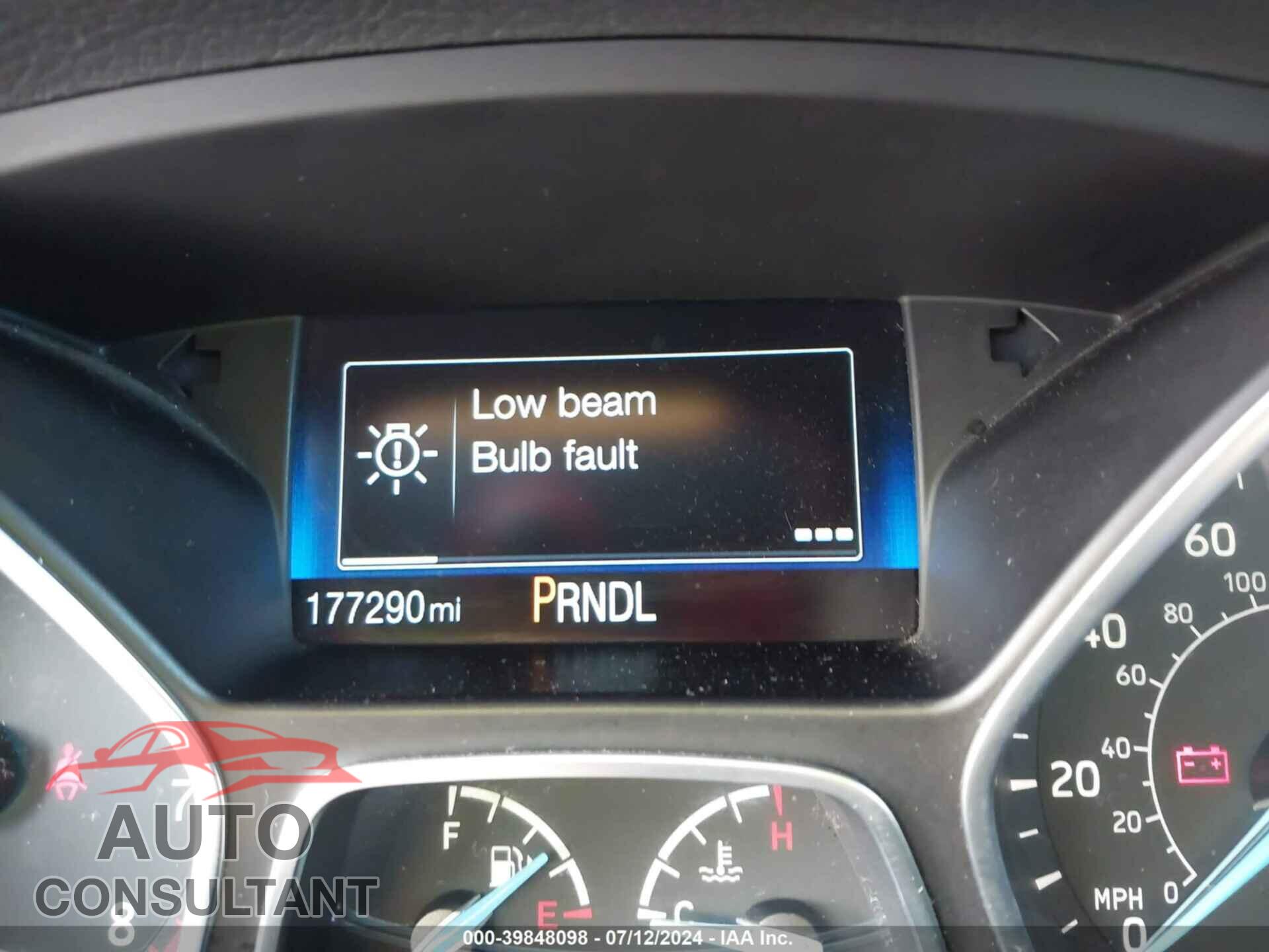 FORD FOCUS 2015 - 1FADP3F2XFL234327