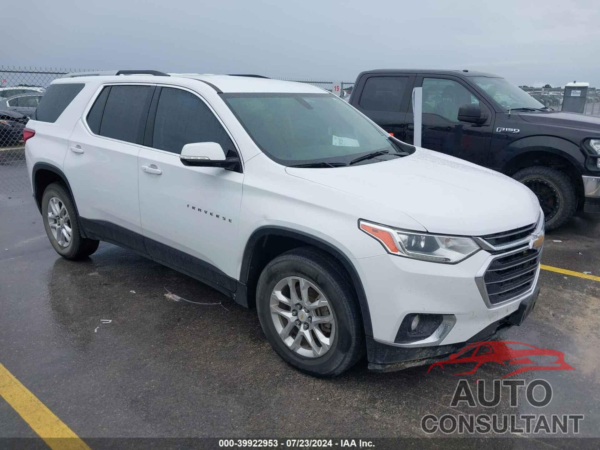 CHEVROLET TRAVERSE 2018 - 1GNERGKW6JJ149358