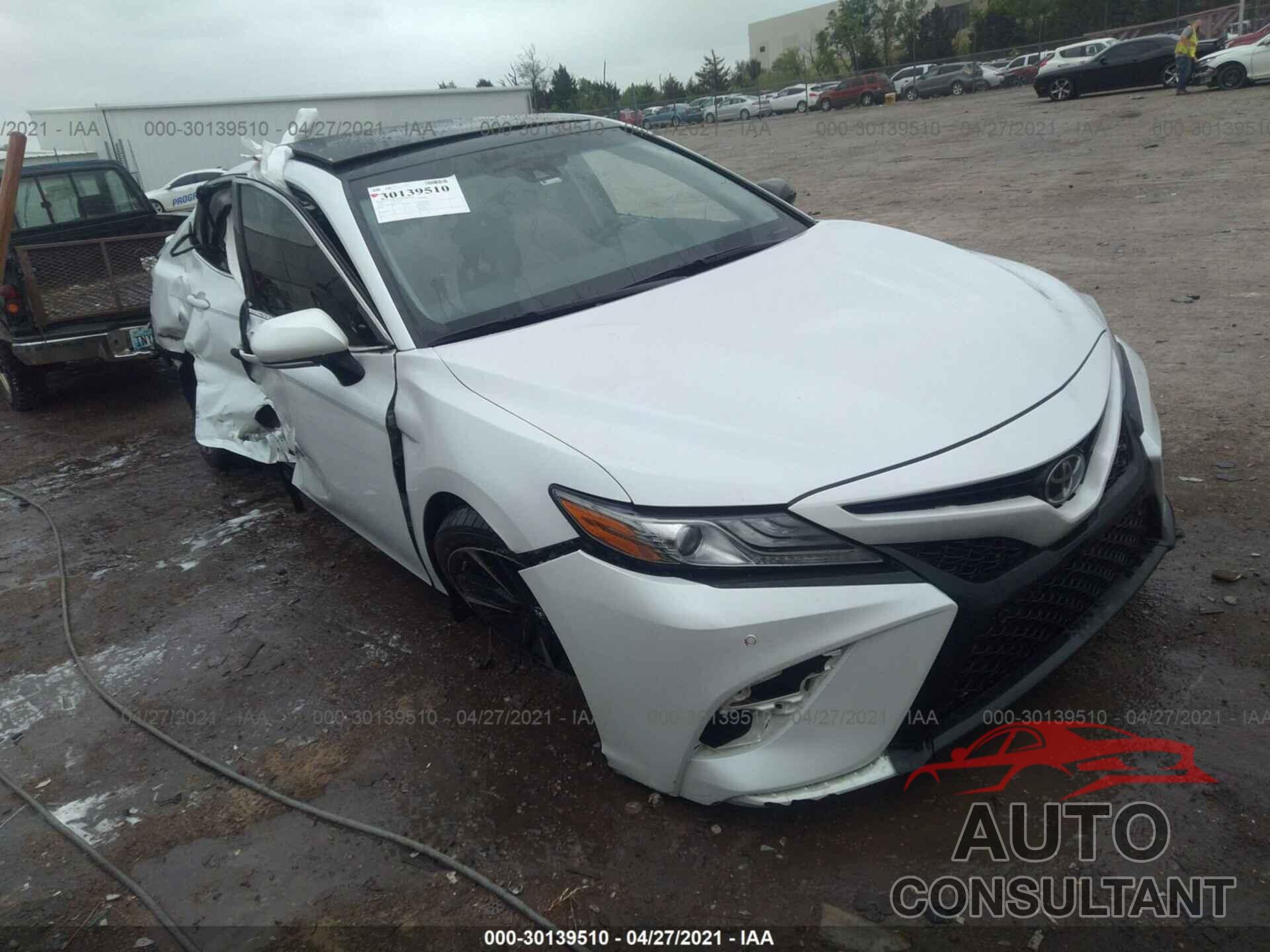 TOYOTA CAMRY 2018 - 4T1B61HKXJU046959