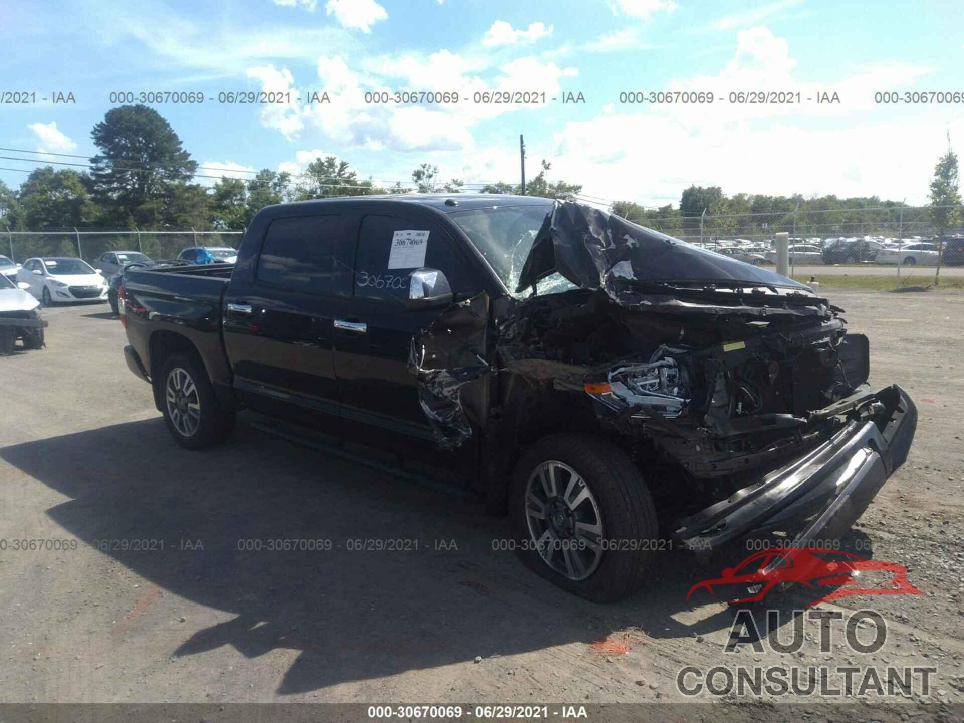 TOYOTA TUNDRA 4WD 2018 - 5TFAY5F1XJX772492