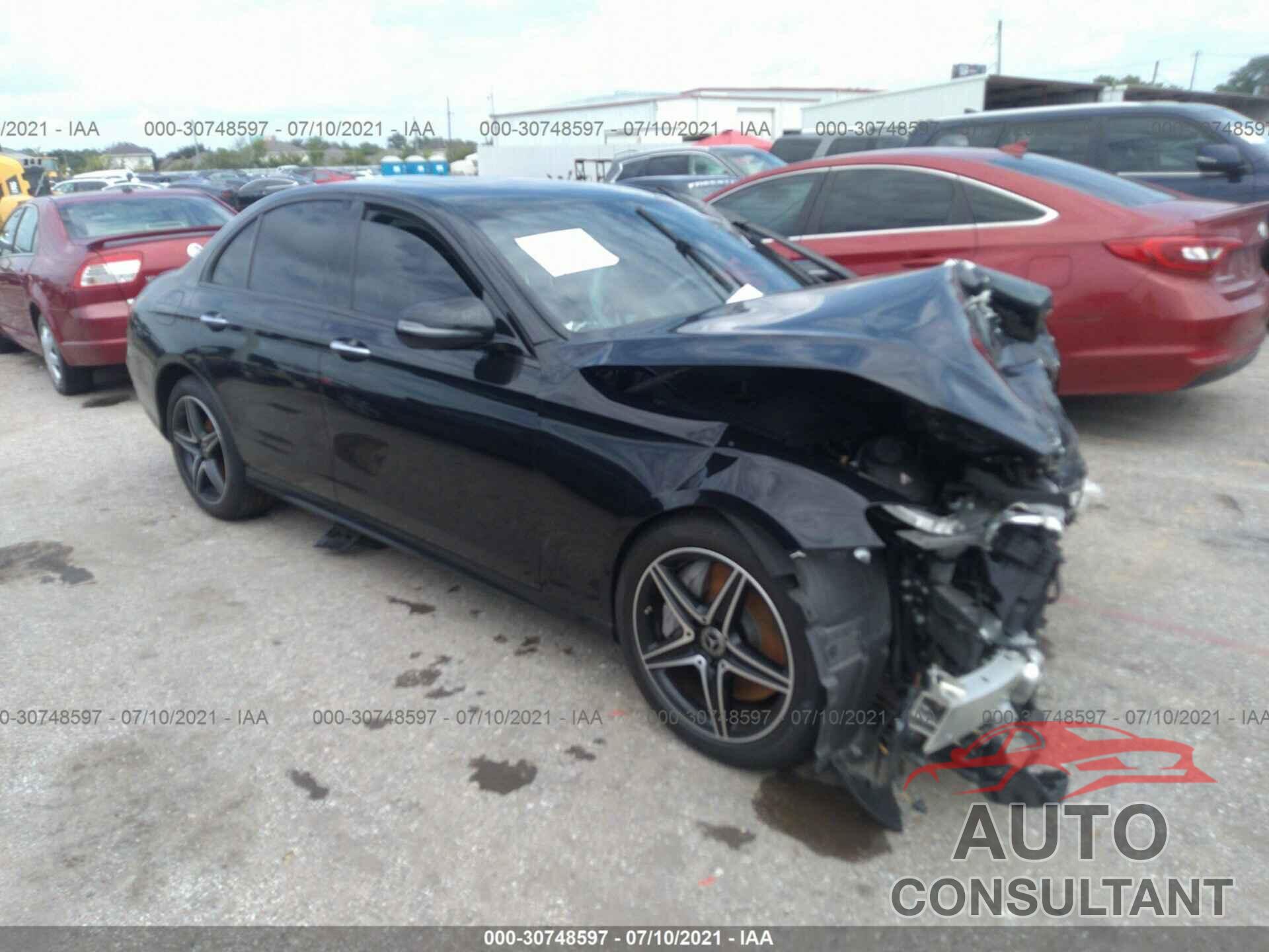 MERCEDES-BENZ E-CLASS 2018 - WDDZF4JB1JA315405