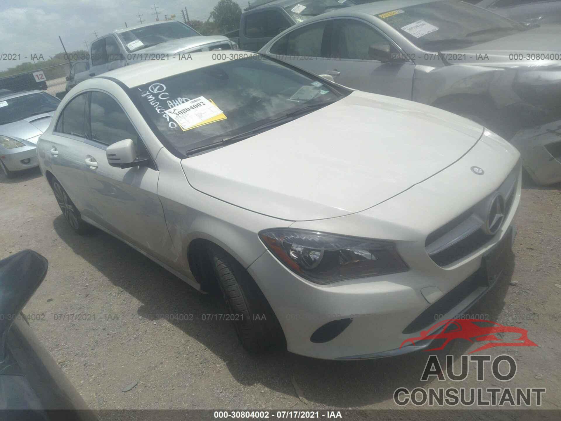 MERCEDES-BENZ CLA 2017 - WDDSJ4EB7HN402092
