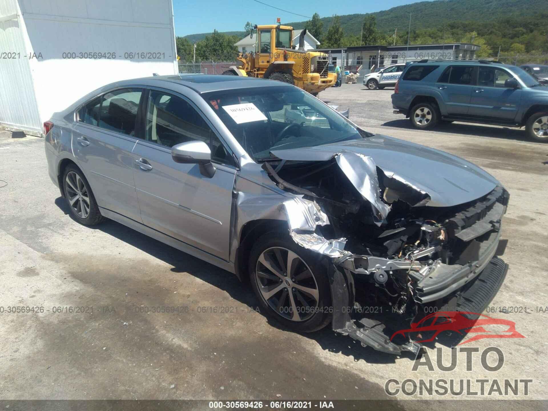SUBARU LEGACY 2018 - 4S3BNAN6XJ3011259
