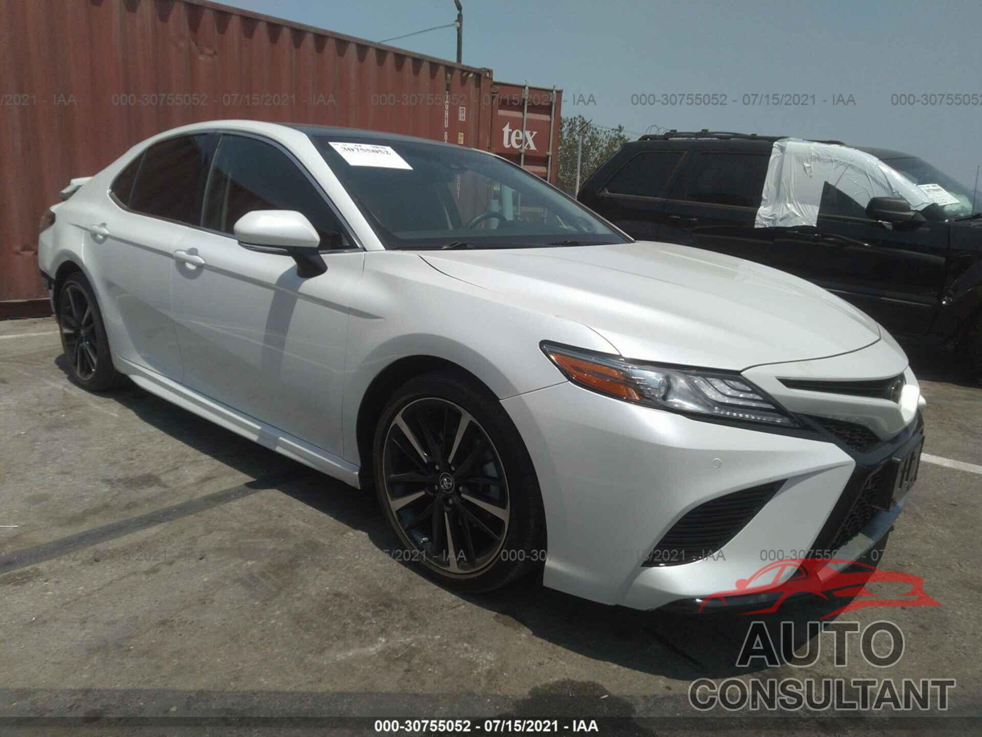 TOYOTA CAMRY 2018 - 4T1BZ1HK9JU010767