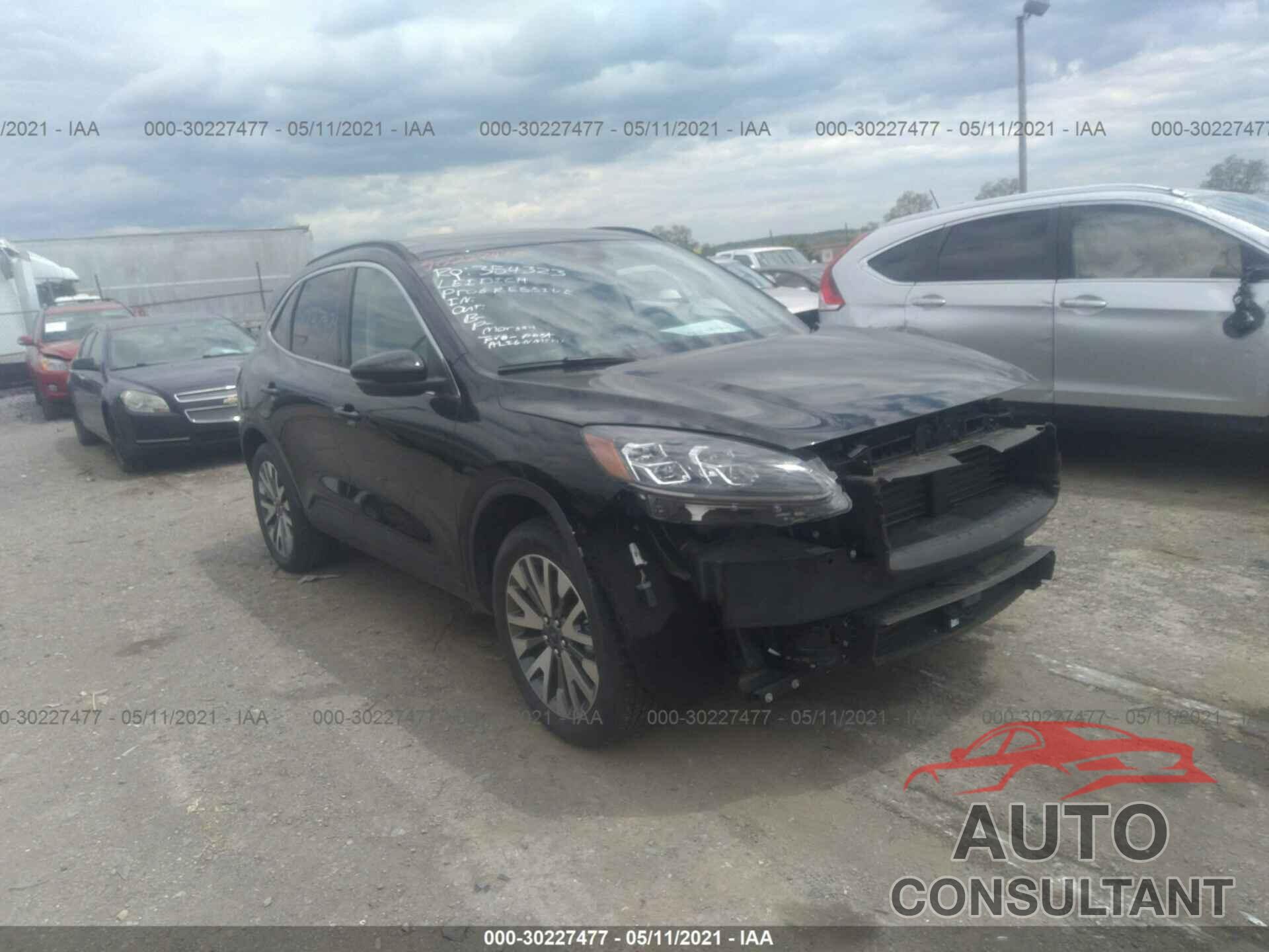 FORD ESCAPE 2020 - 1FMCU9J98LUB28899