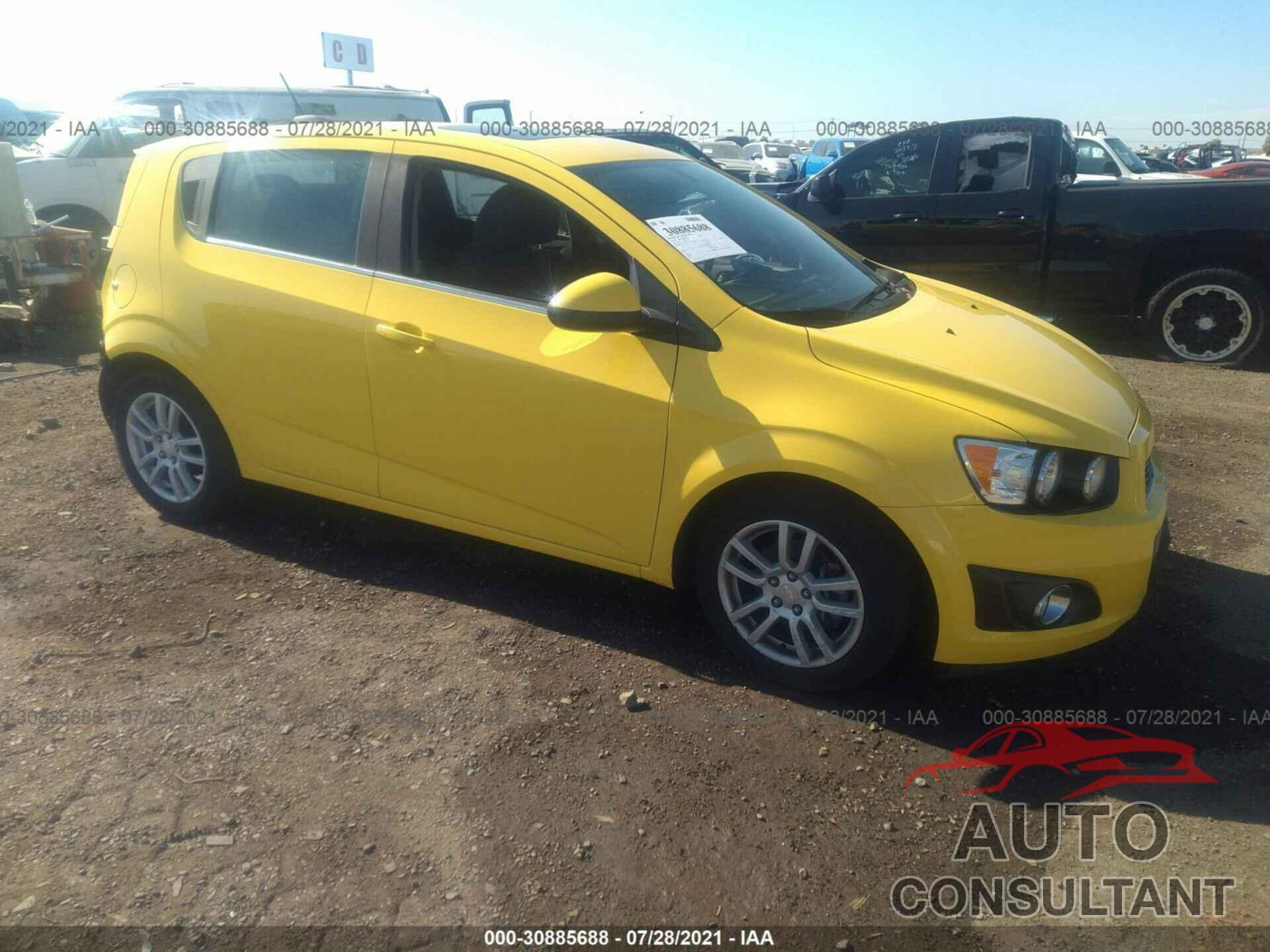 CHEVROLET SONIC 2016 - 1G1JC6SG4G4112160
