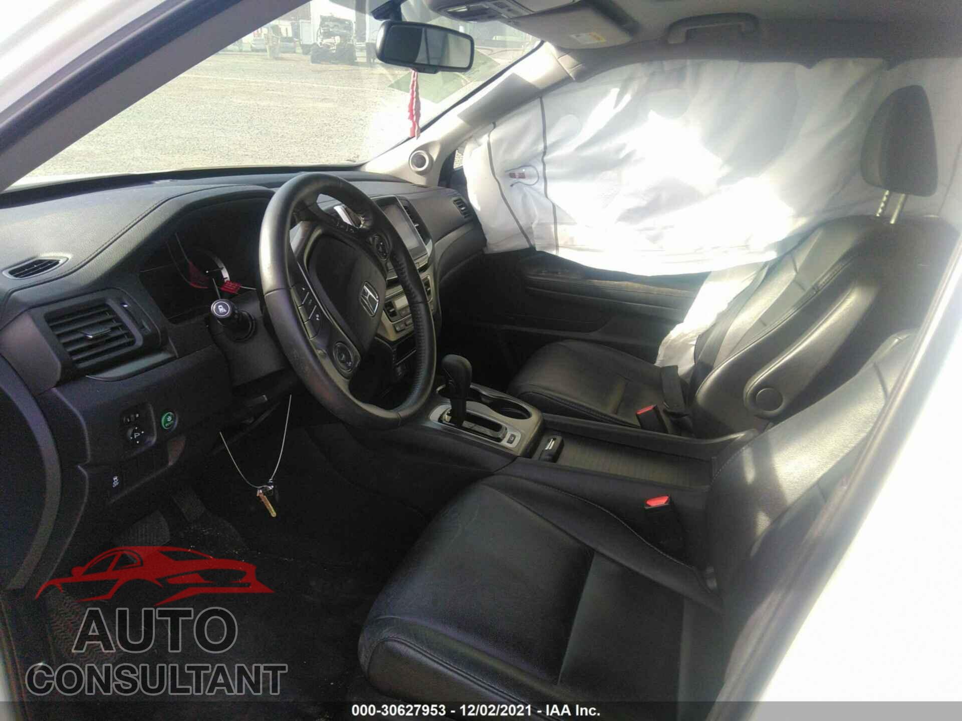 HONDA PILOT 2018 - 5FNYF6H51JB059629