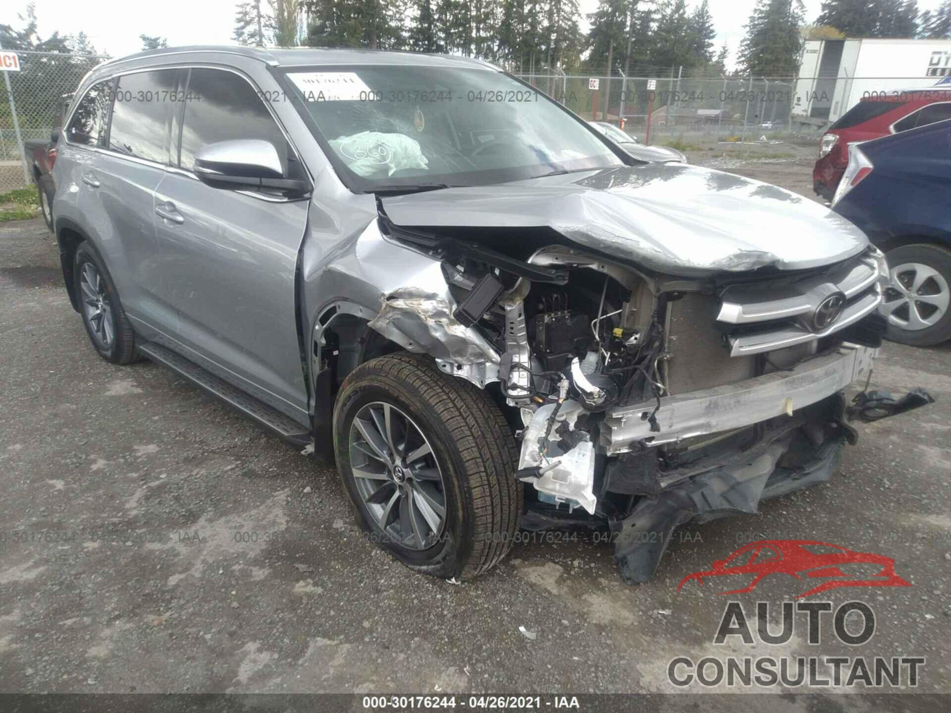 TOYOTA HIGHLANDER 2018 - 5TDJZRFH6JS862892
