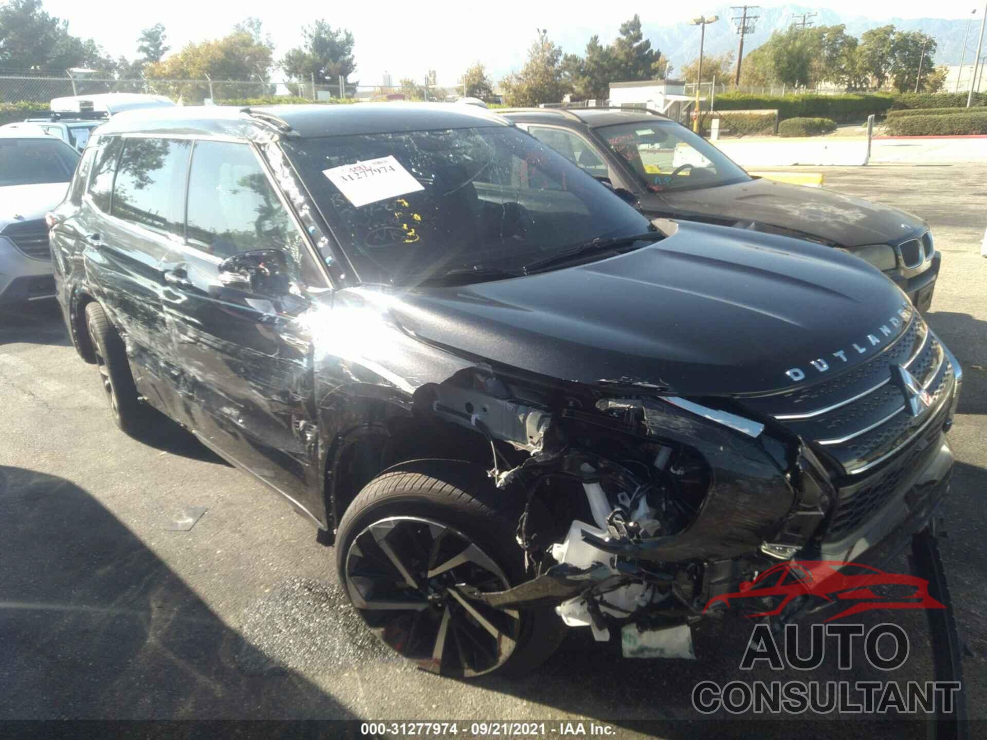 MITSUBISHI OUTLANDER 2022 - JA4J3VA8XNZ023313