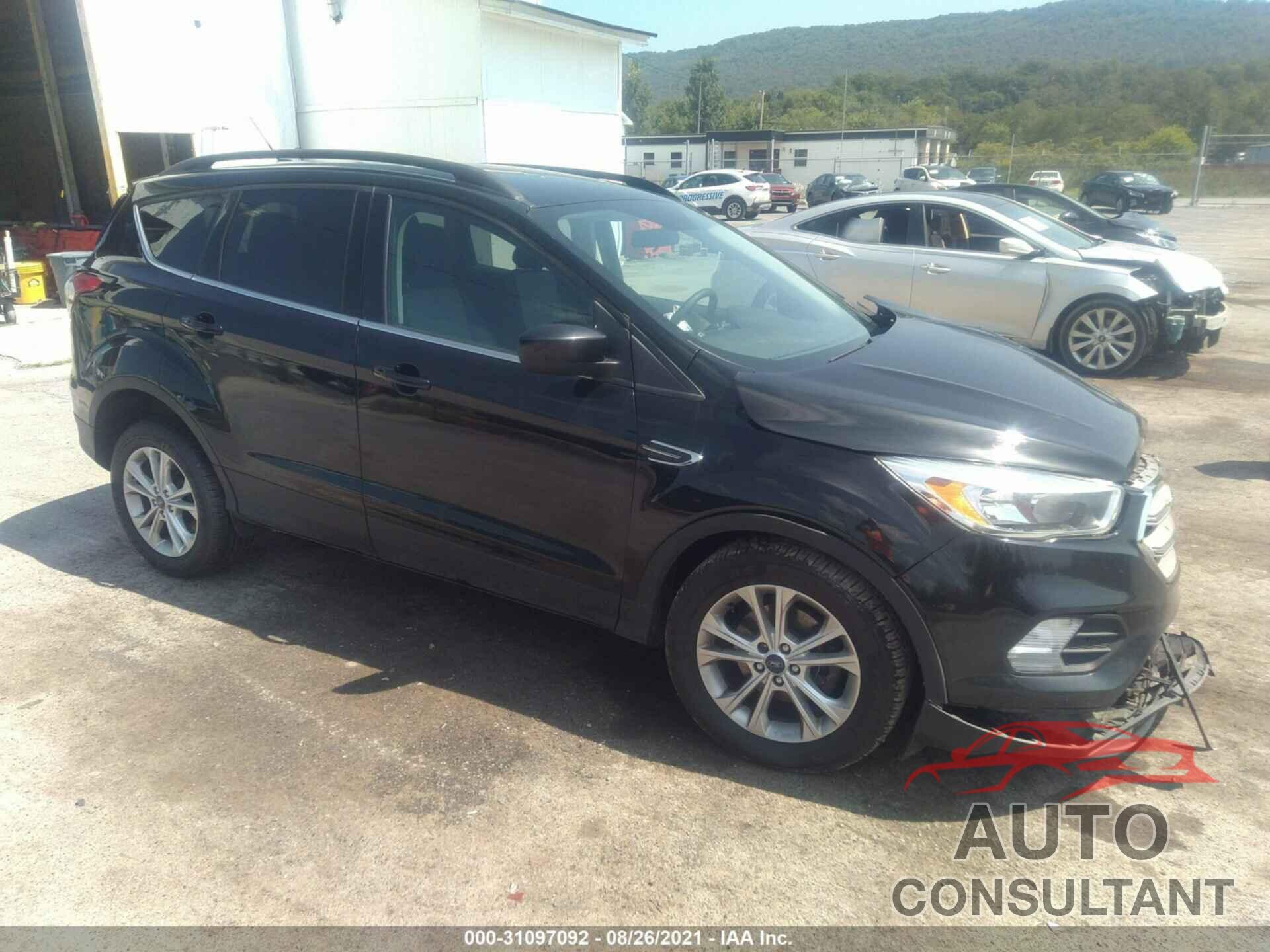 FORD ESCAPE 2018 - 1FMCU0GD6JUB21910
