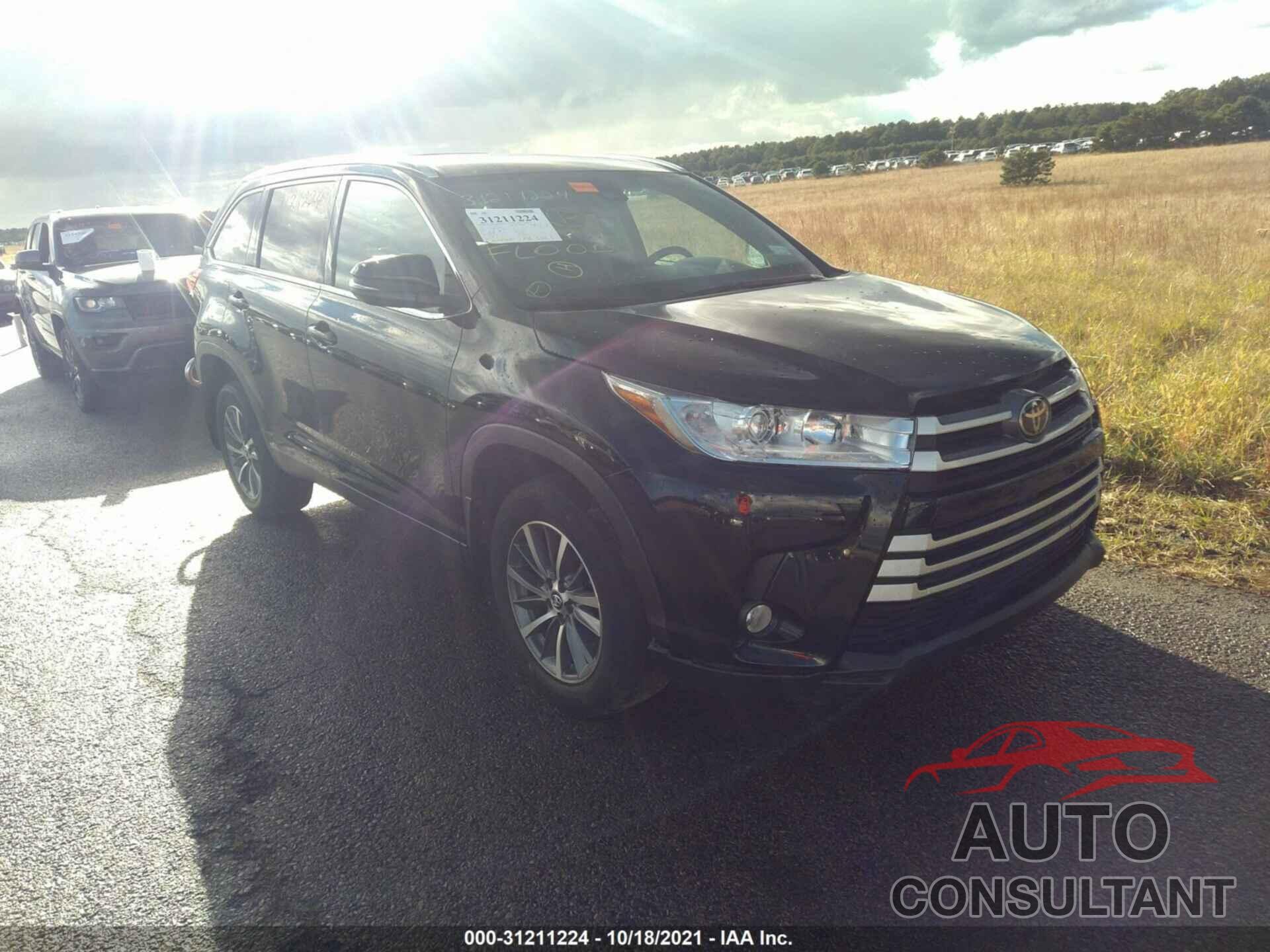 TOYOTA HIGHLANDER 2019 - 5TDJZRFH8KS945807