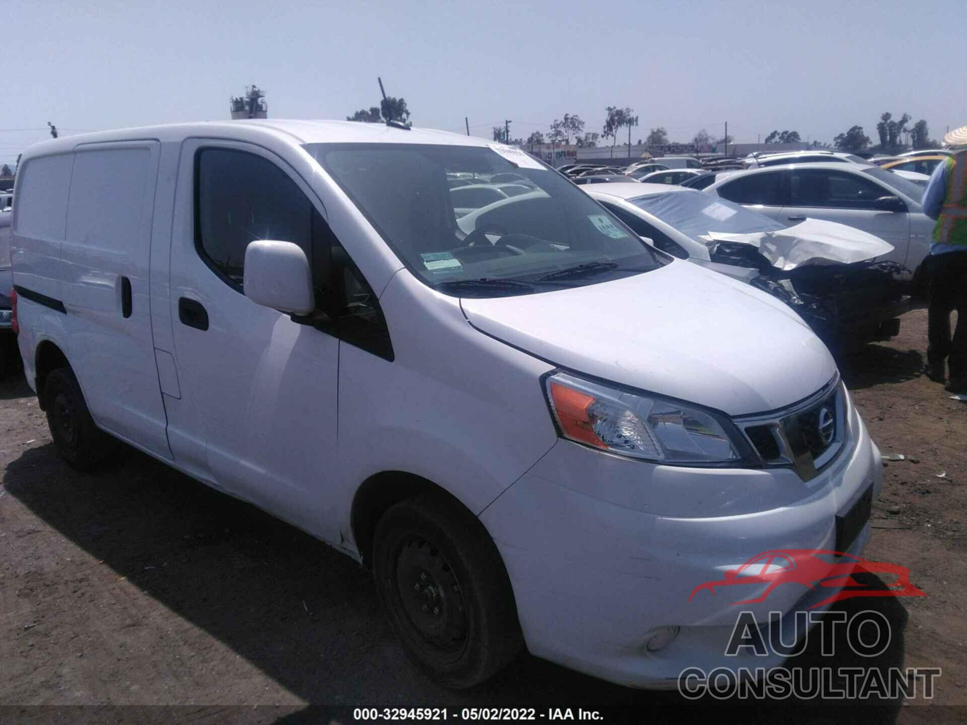 NISSAN NV200 COMPACT CARGO 2018 - 3N6CM0KN7JK694946