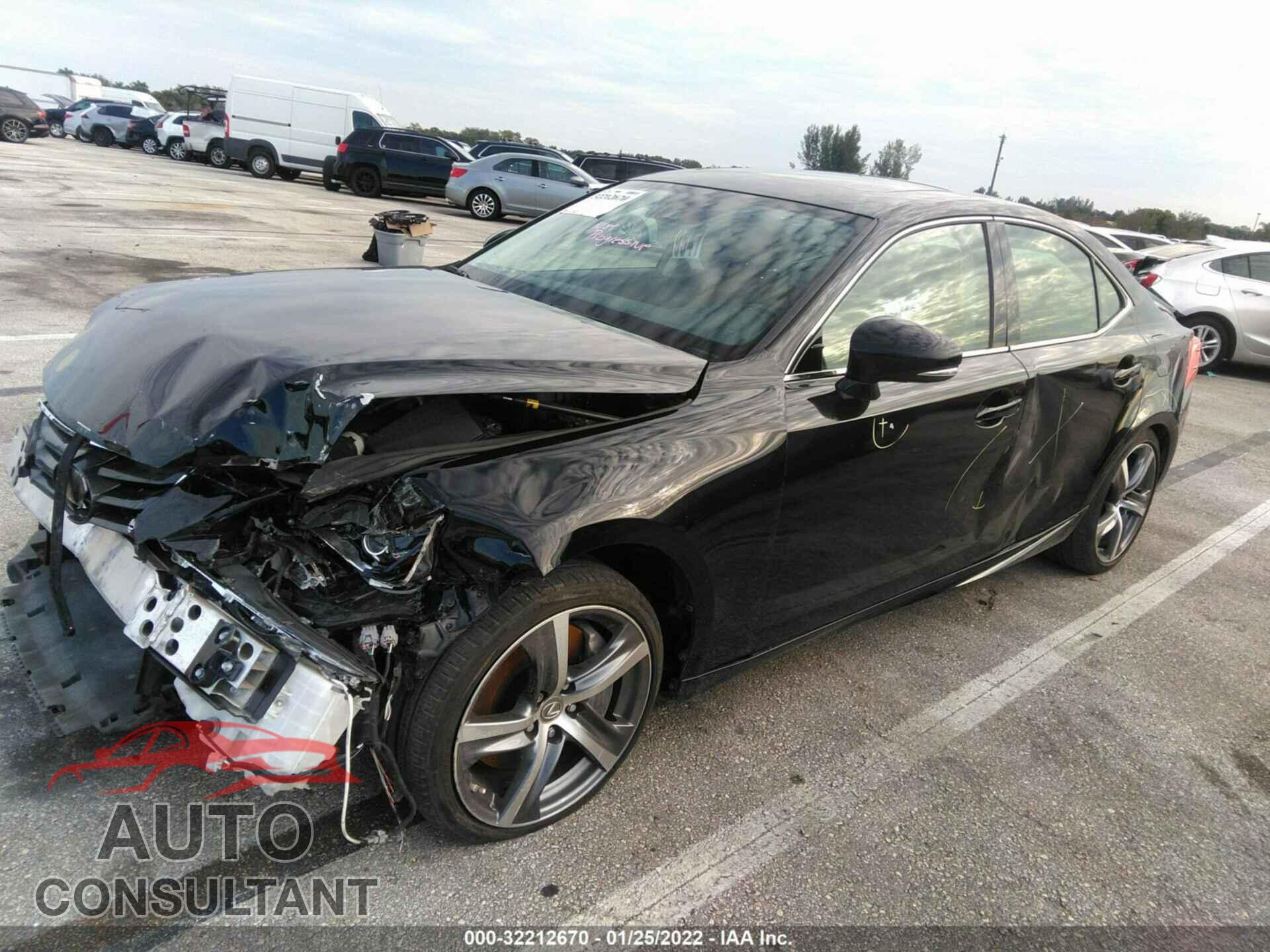 LEXUS IS 2017 - JTHBA1D25H5052437