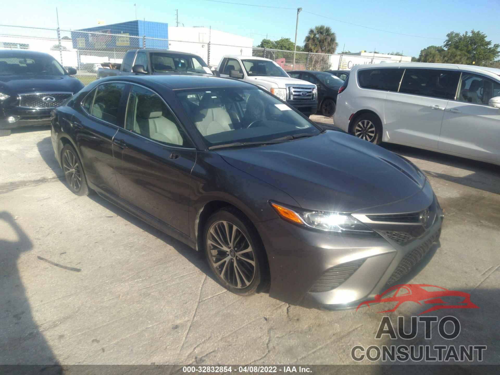 TOYOTA CAMRY 2020 - 4T1G11AK9LU891352