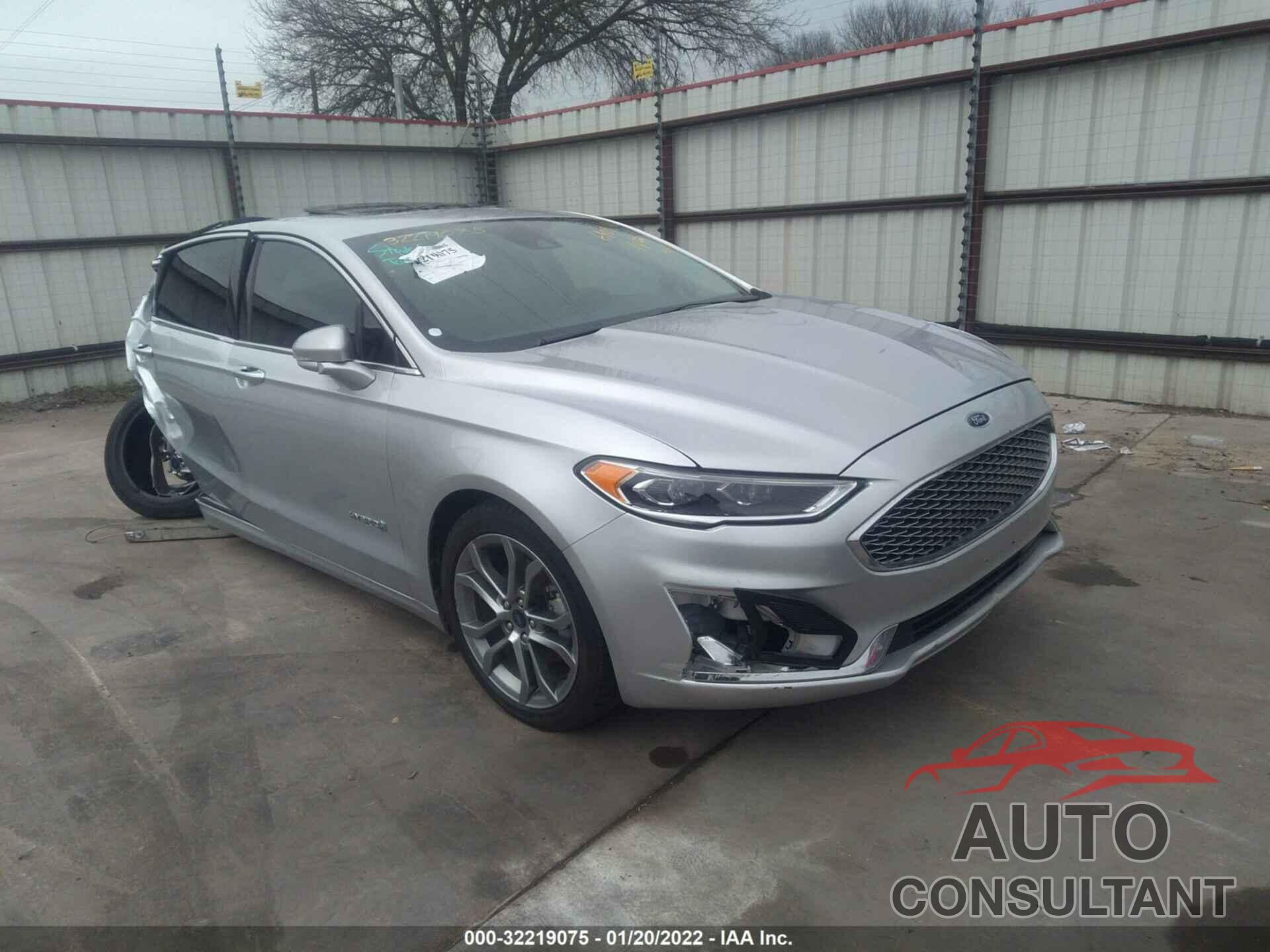 FORD FUSION HYBRID 2019 - 3FA6P0RU9KR141069