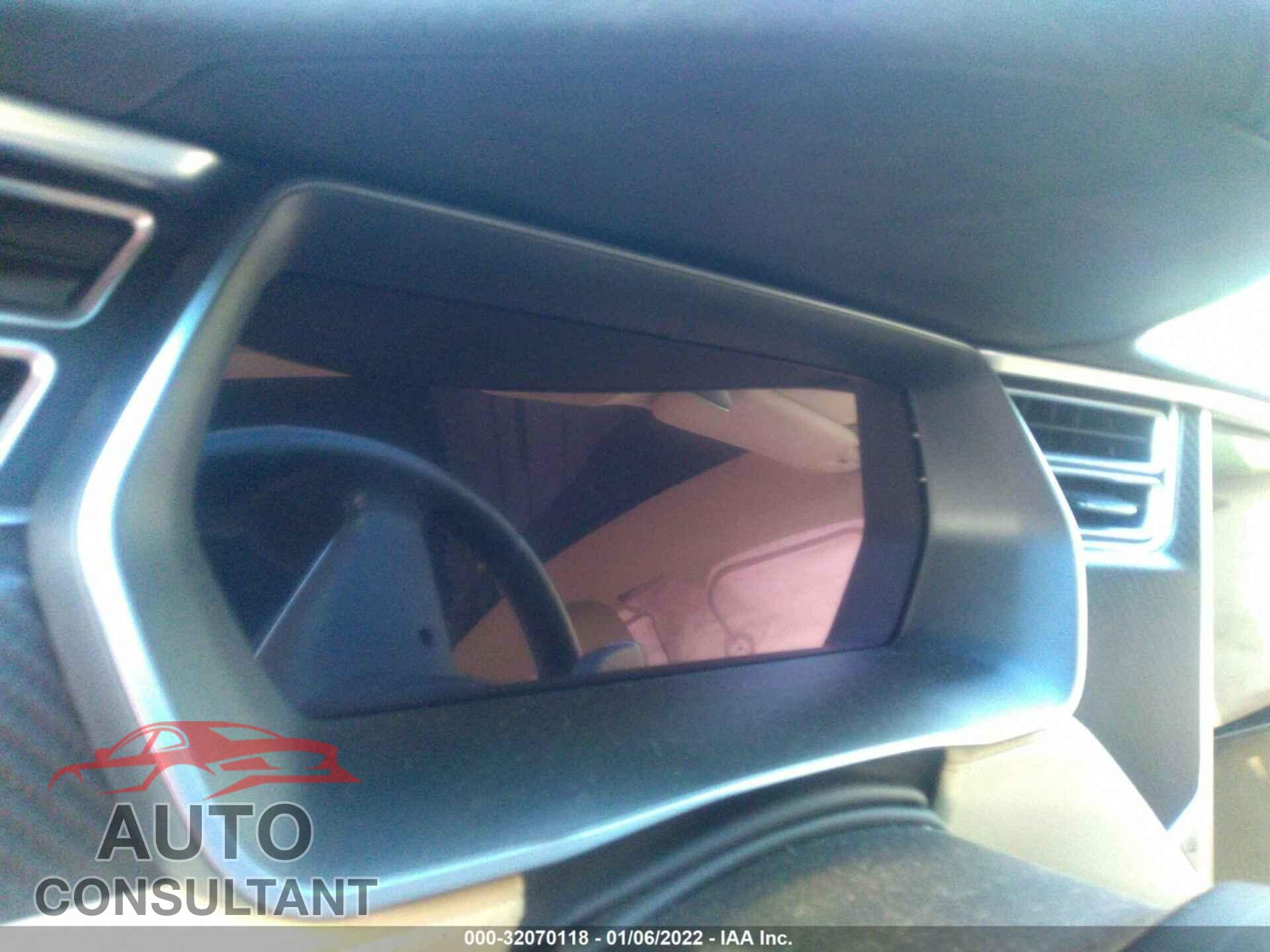 TESLA MODEL S 2017 - 5YJSA1E28HF190536