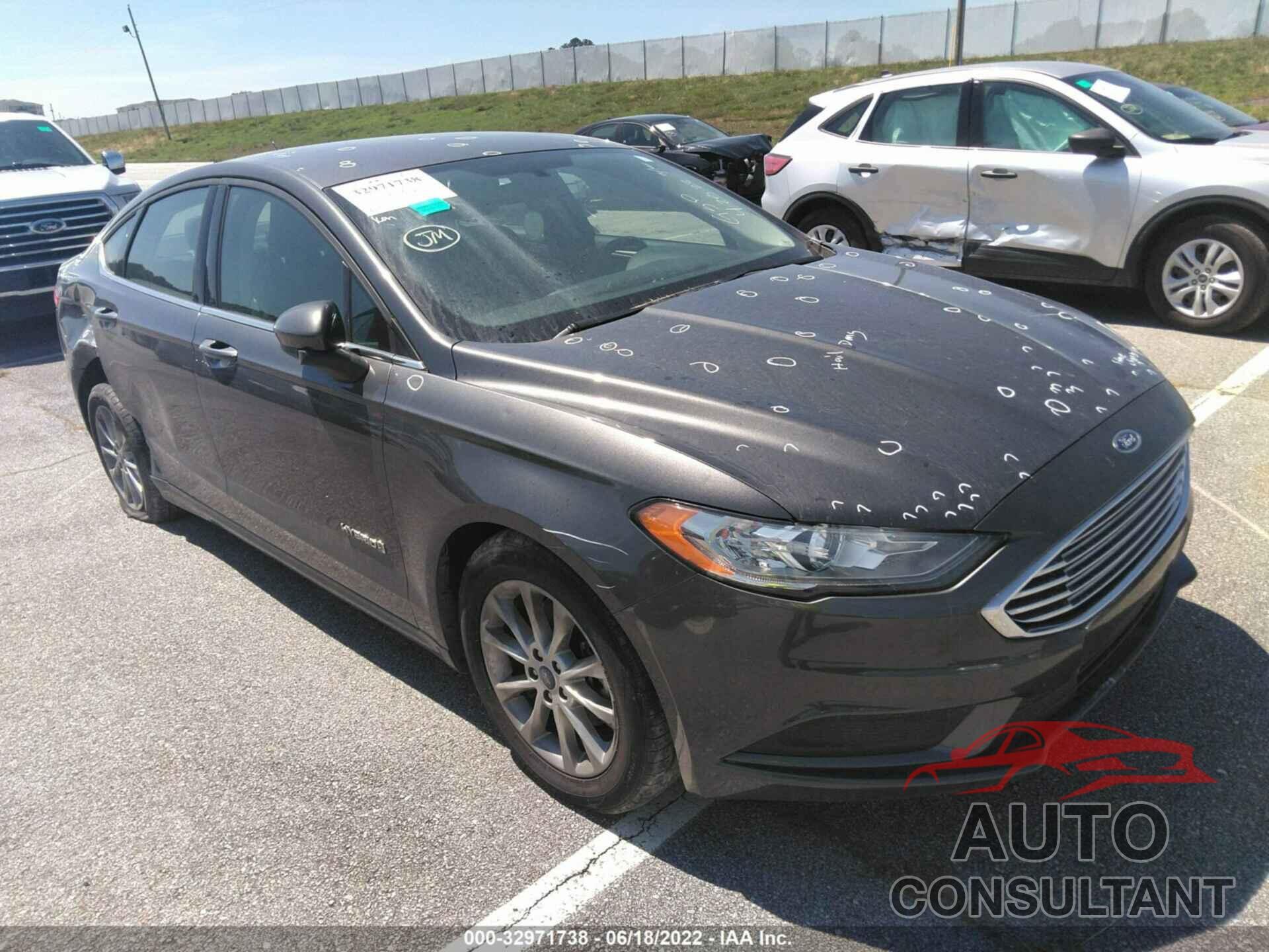 FORD FUSION 2017 - 3FA6P0LU0HR381886