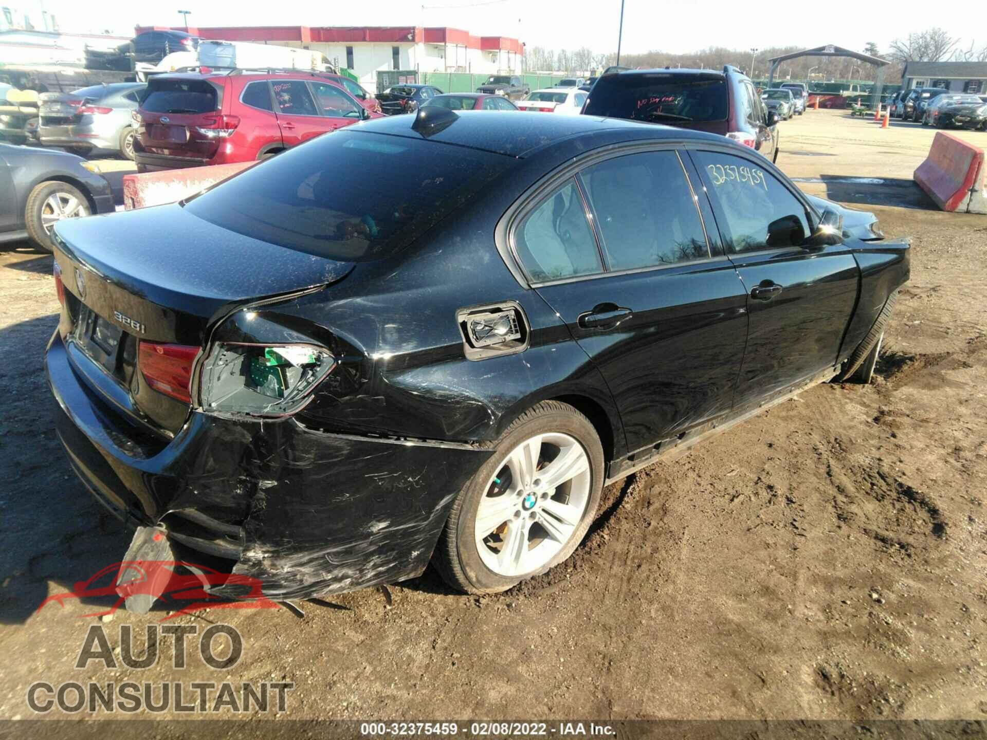 BMW 3 SERIES 2016 - WBA8E3G52GNU00997