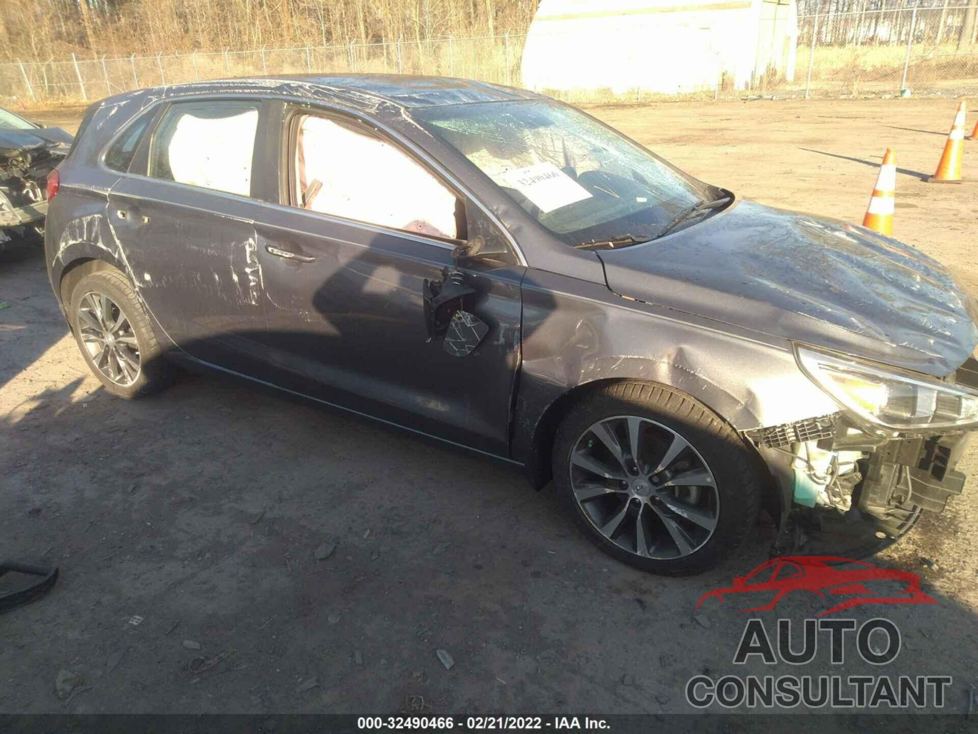 HYUNDAI ELANTRA GT 2018 - KMHH35LE5JU034231