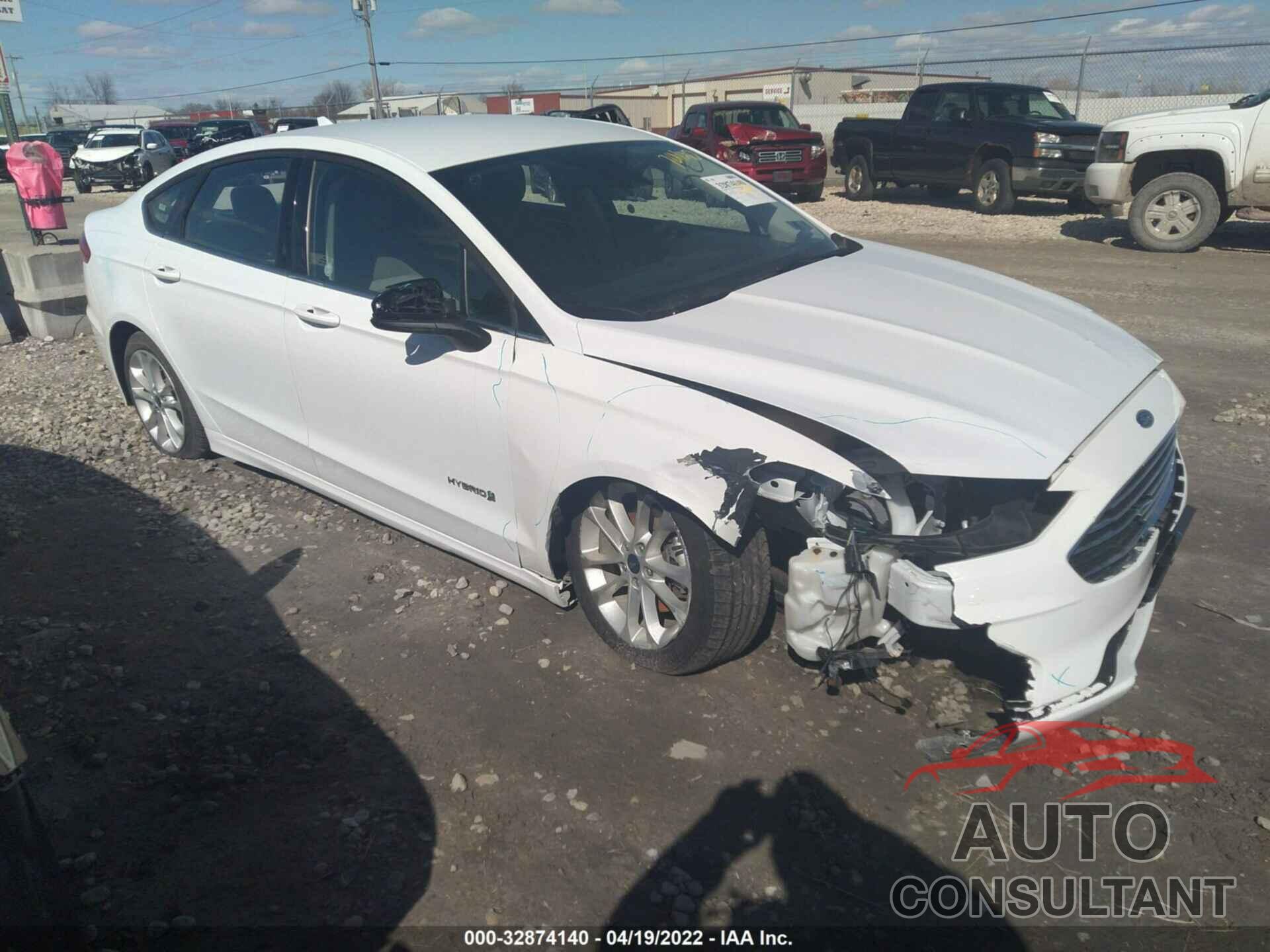 FORD FUSION HYBRID 2019 - 3FA6P0LU4KR210825