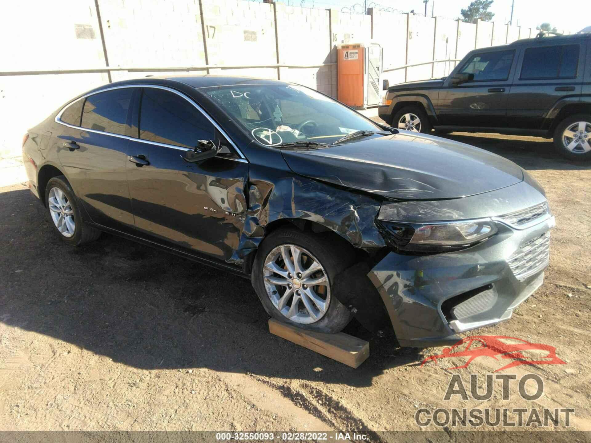 CHEVROLET MALIBU 2017 - 1G1ZE5ST4HF203777