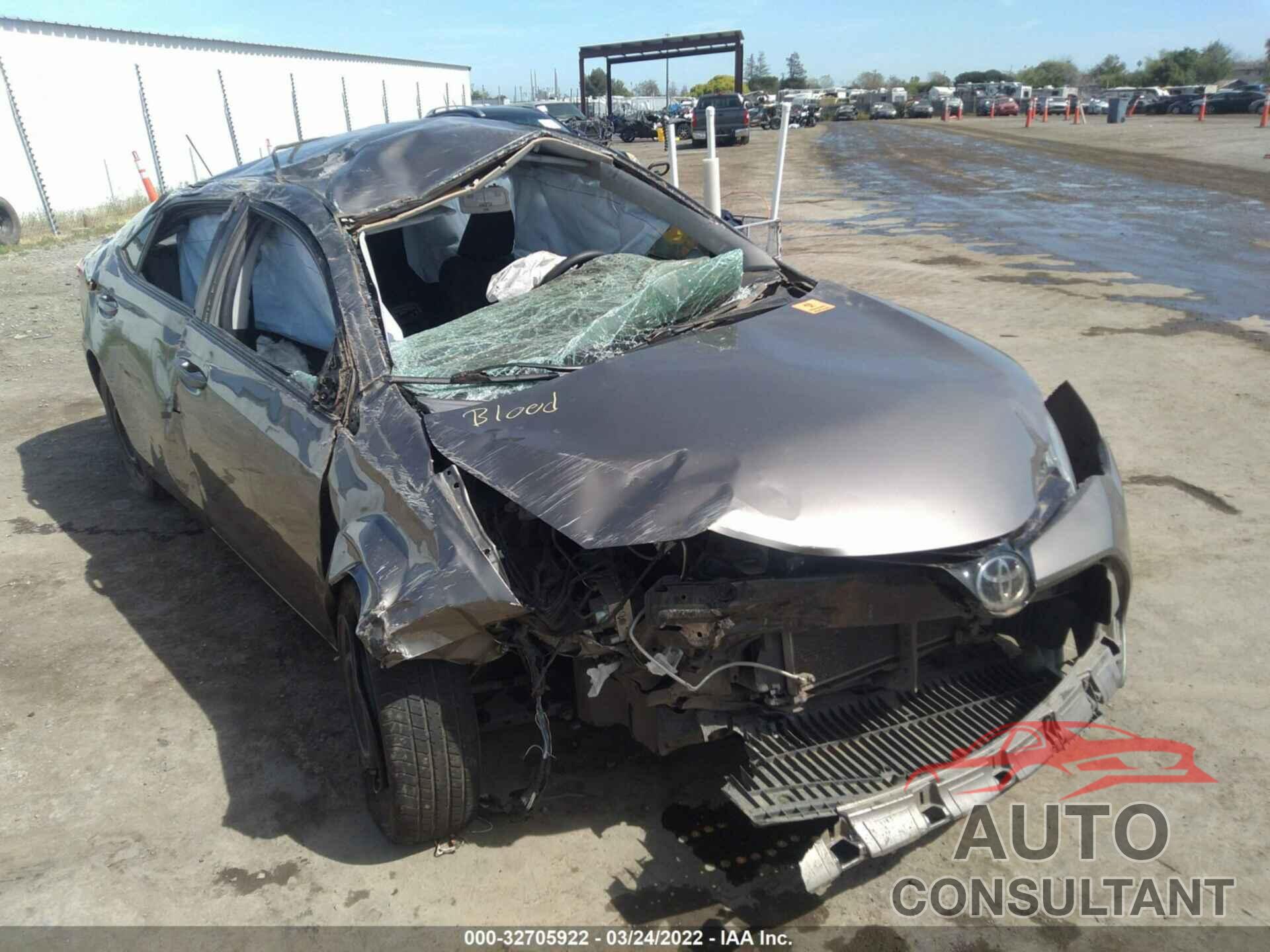 TOYOTA COROLLA 2018 - 5YFBURHE4JP820851