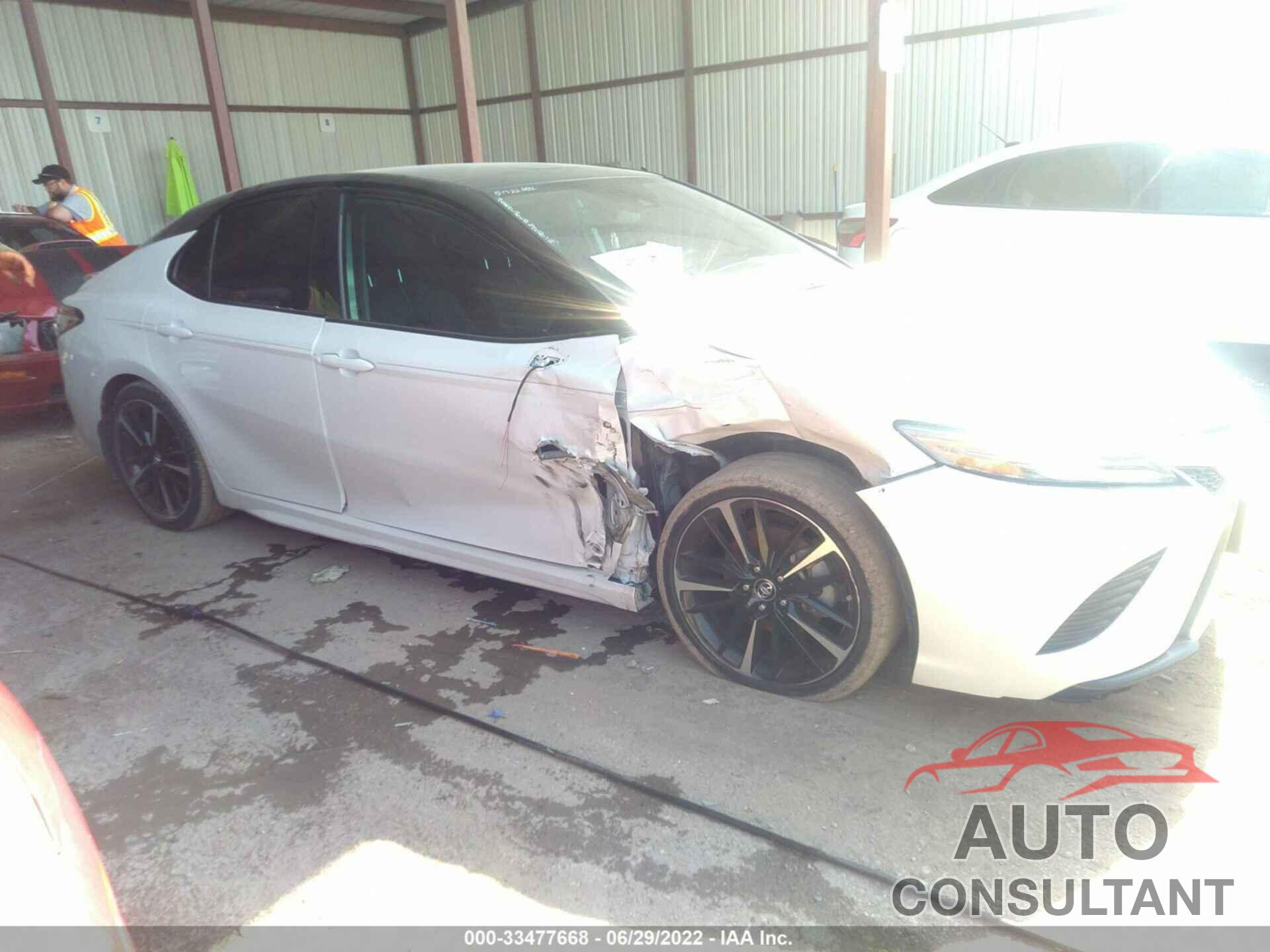 TOYOTA CAMRY 2019 - 4T1B61HK6KU202464
